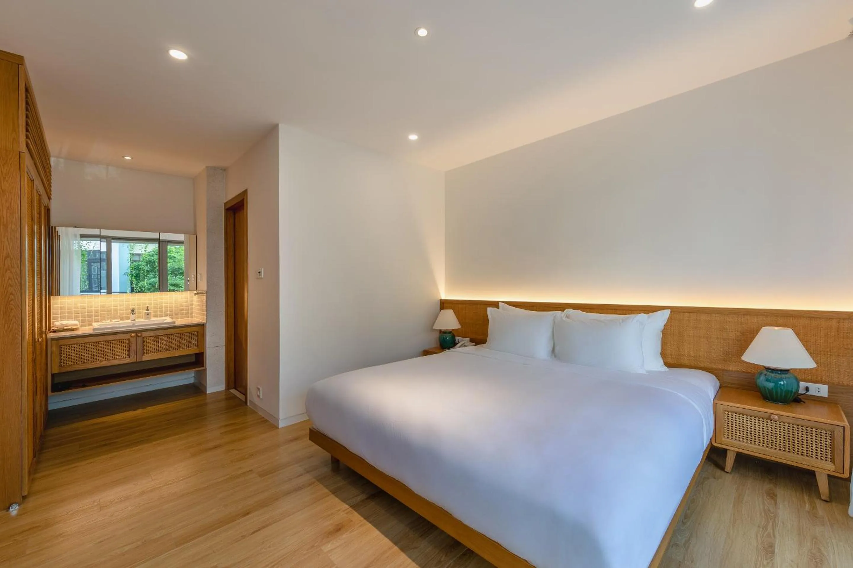 Bed in Prana Boutique Hotel and Apartments