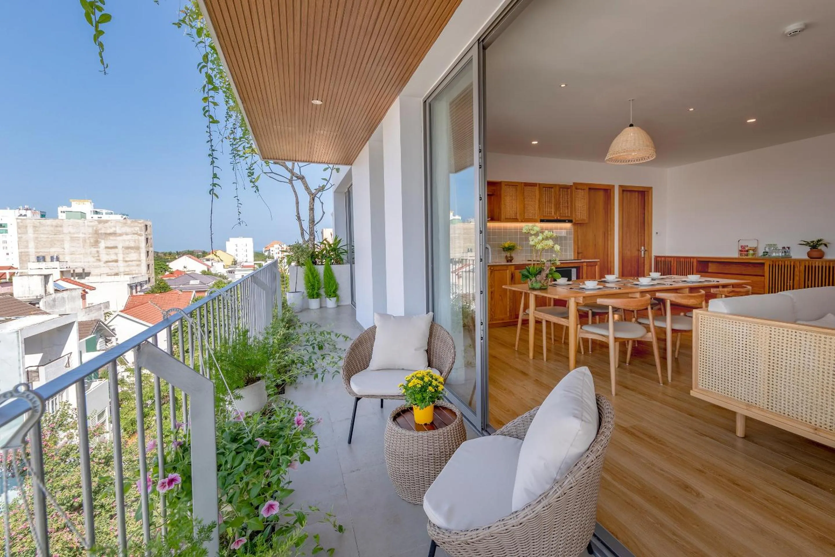 Prana Boutique Hotel and Apartments