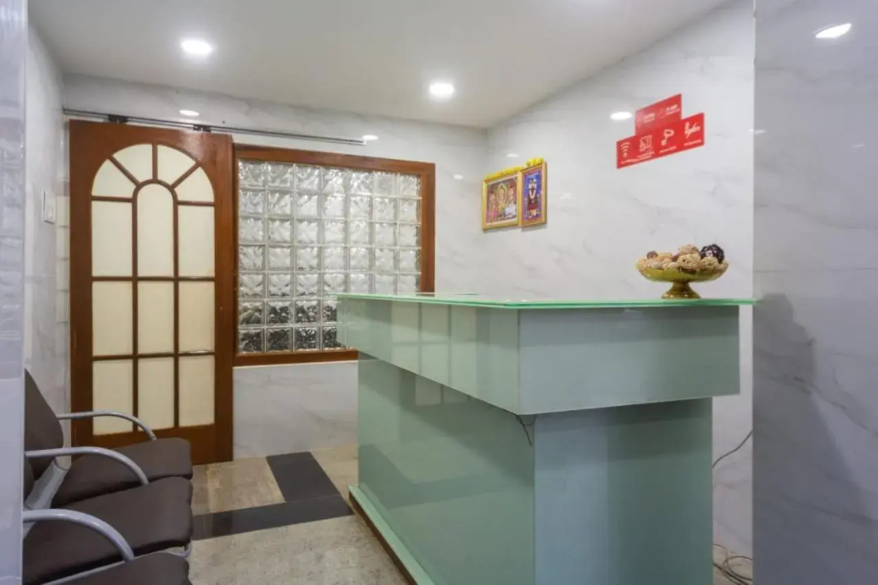 Lobby or reception in BAY INN Lobby or reception in BAY INN