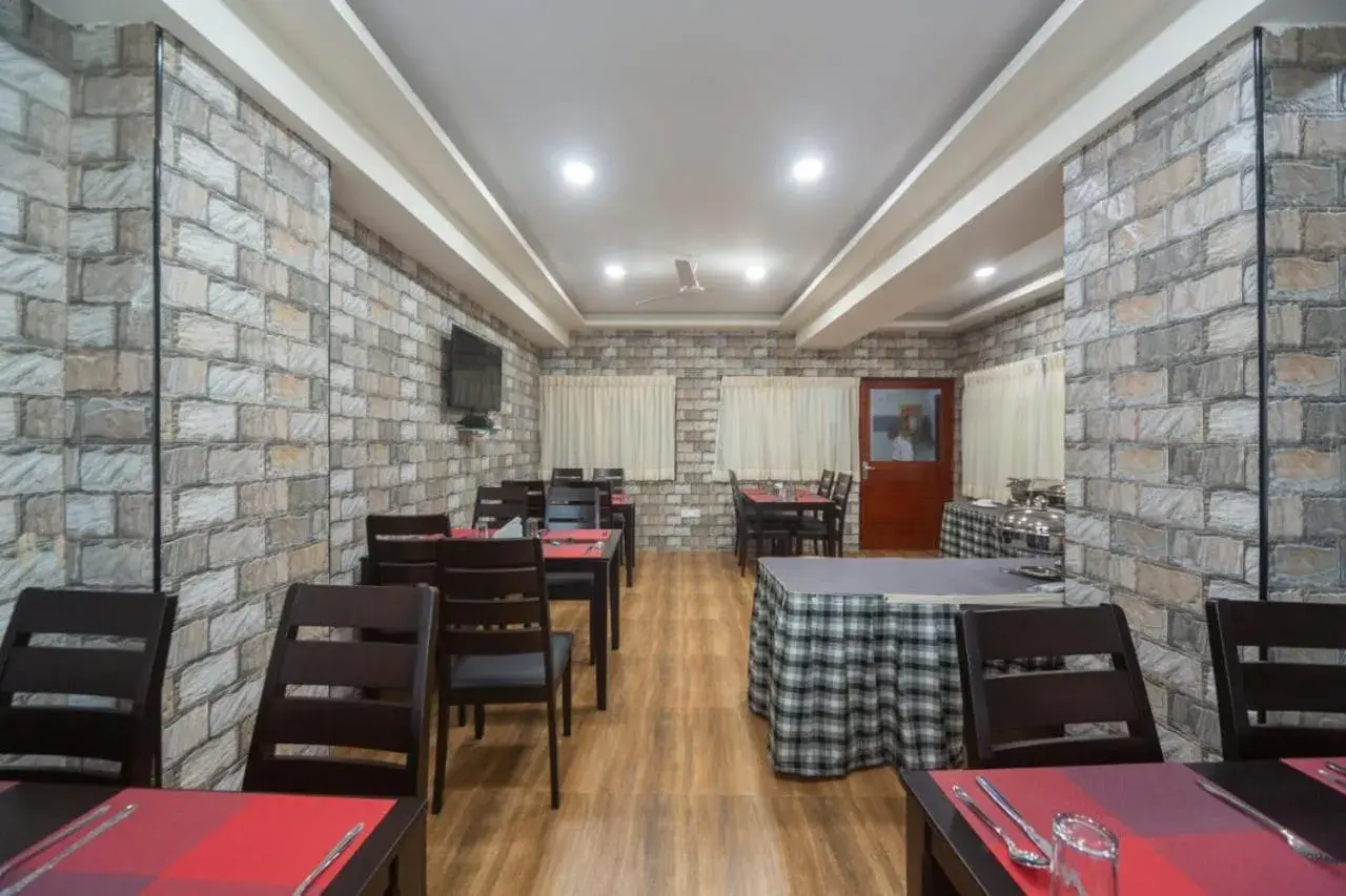 Restaurant/places to eat in BAY INN Restaurant/places to eat in BAY INN