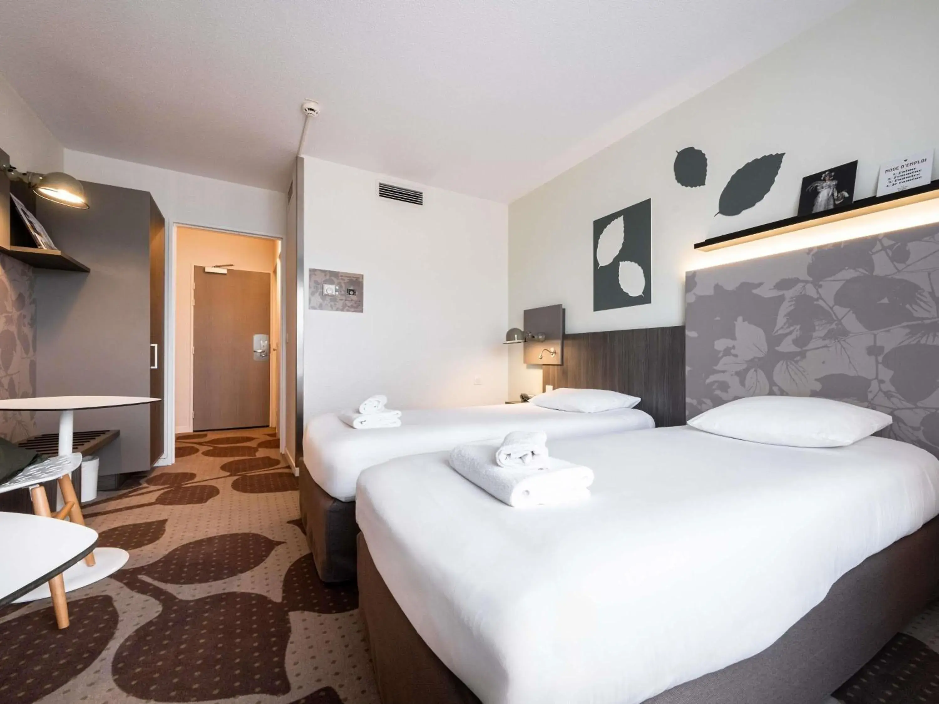 Bedroom, Bed in Mercure Compiègne Sud Bedroom, Bed in Mercure Compiègne Sud