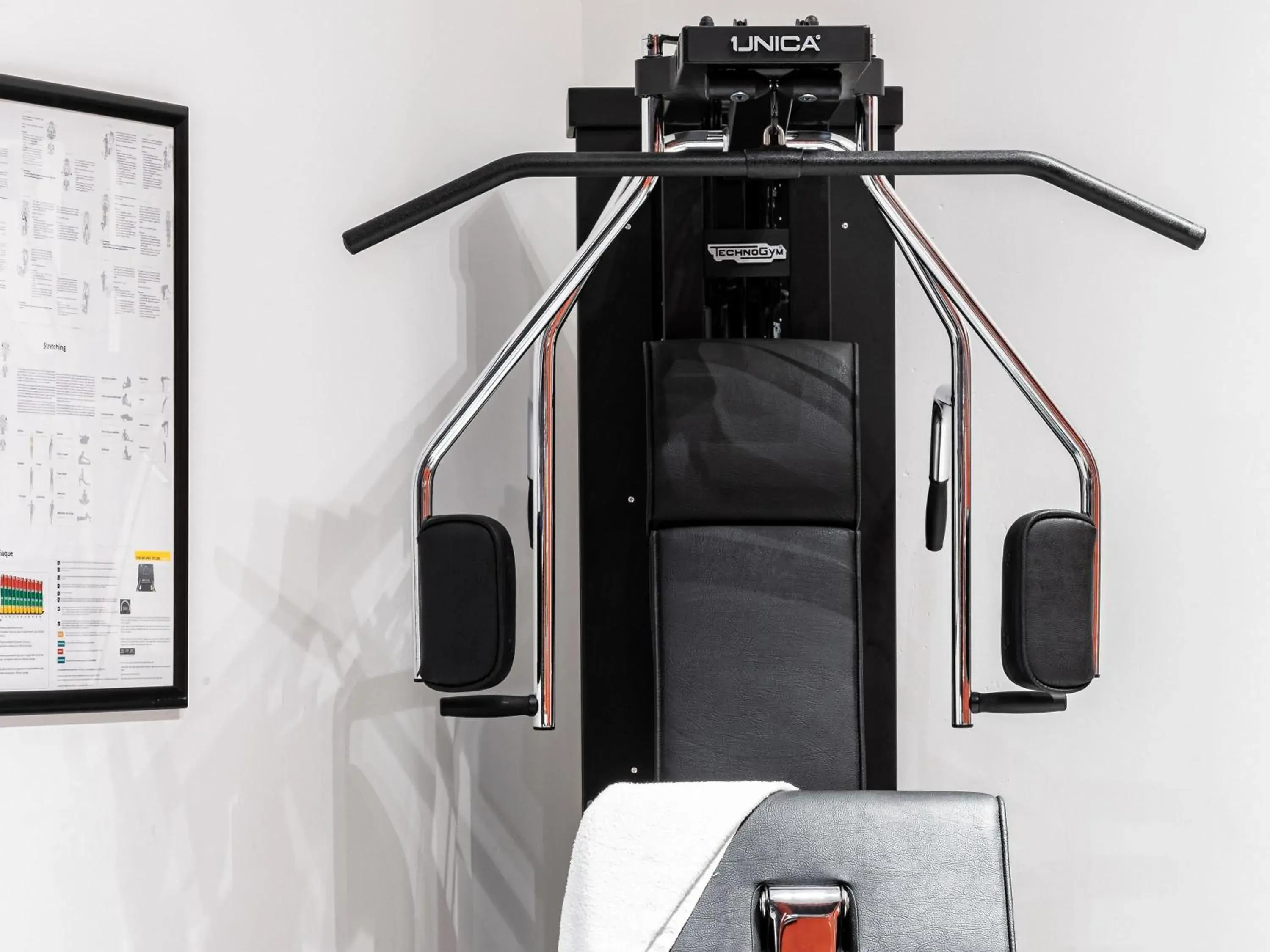 Fitness centre/facilities in Mercure Compiègne Sud Fitness centre/facilities in Mercure Compiègne Sud