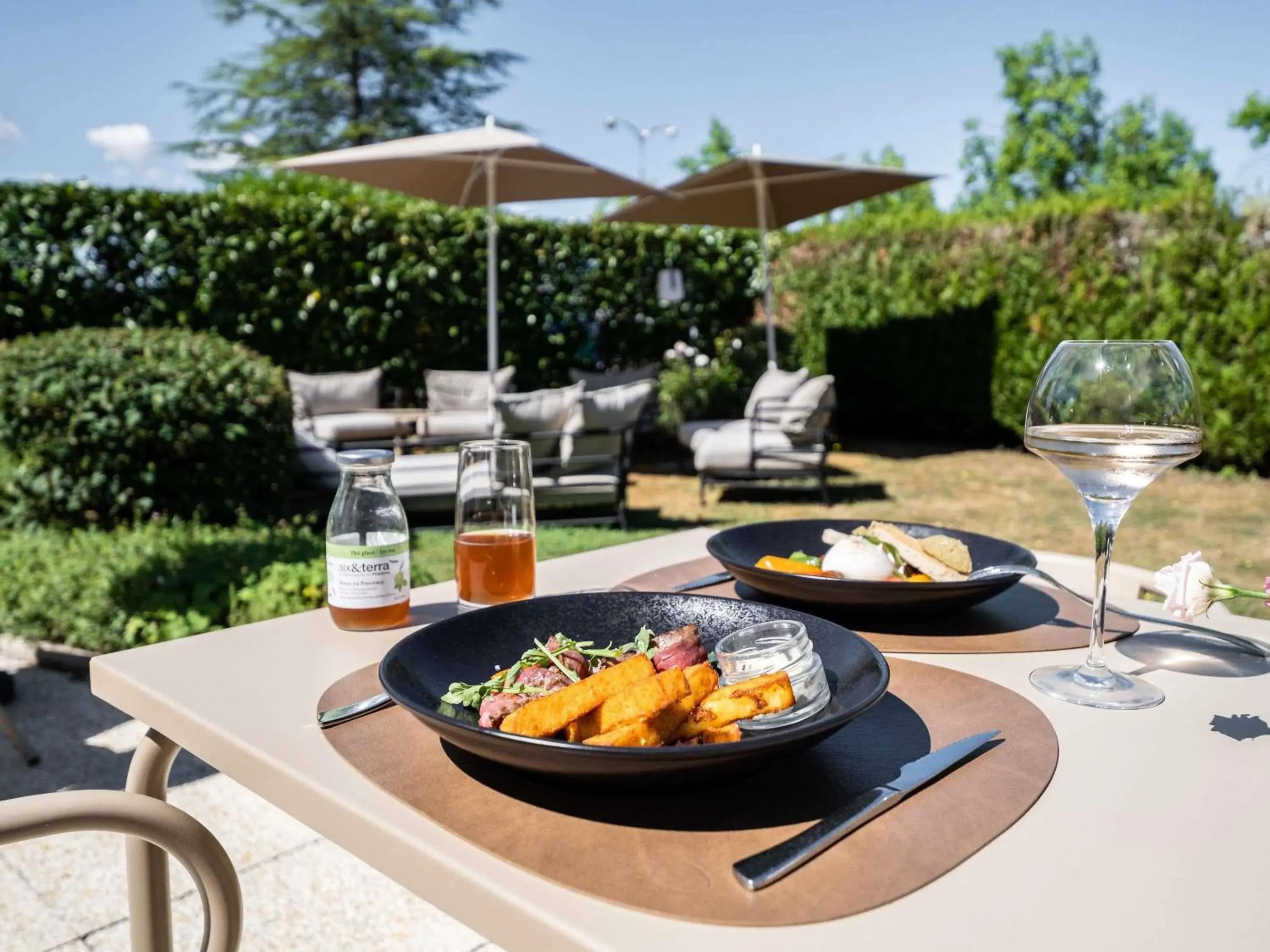 Restaurant/places to eat in Mercure Compiègne Sud Restaurant/places to eat in Mercure Compiègne Sud