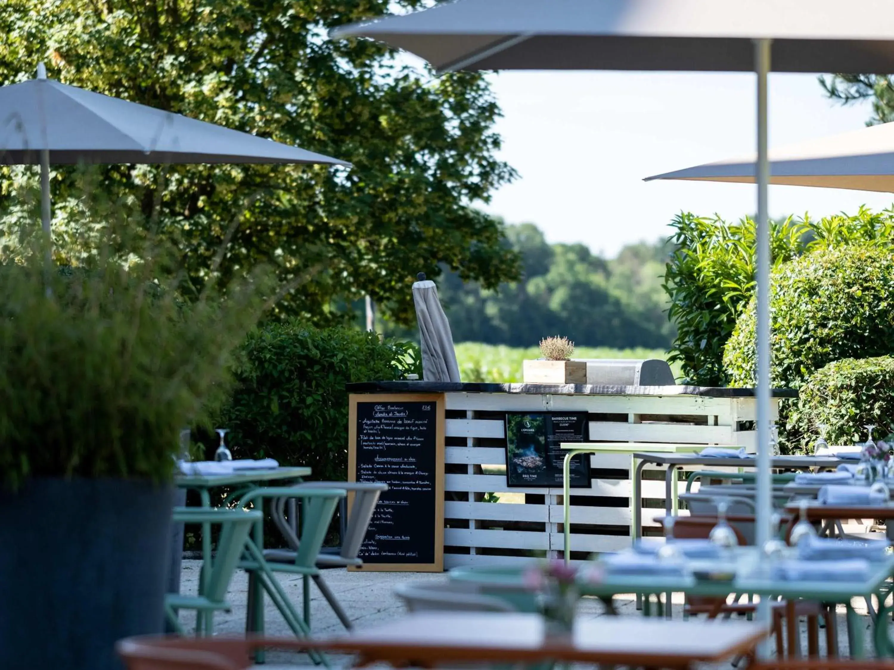 Restaurant/places to eat in Mercure Compiègne Sud Restaurant/places to eat in Mercure Compiègne Sud