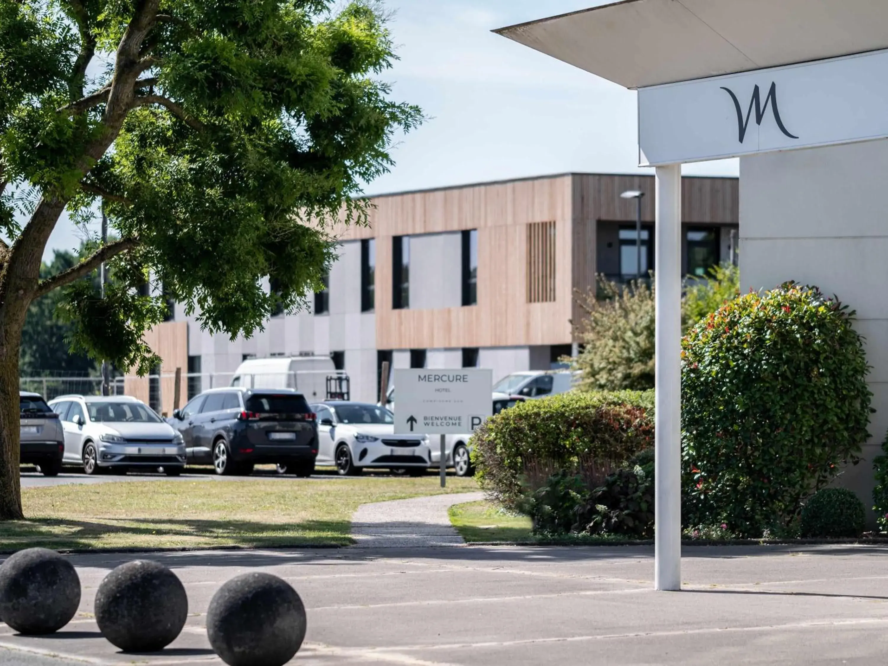 Property building in Mercure Compiègne Sud Property building in Mercure Compiègne Sud