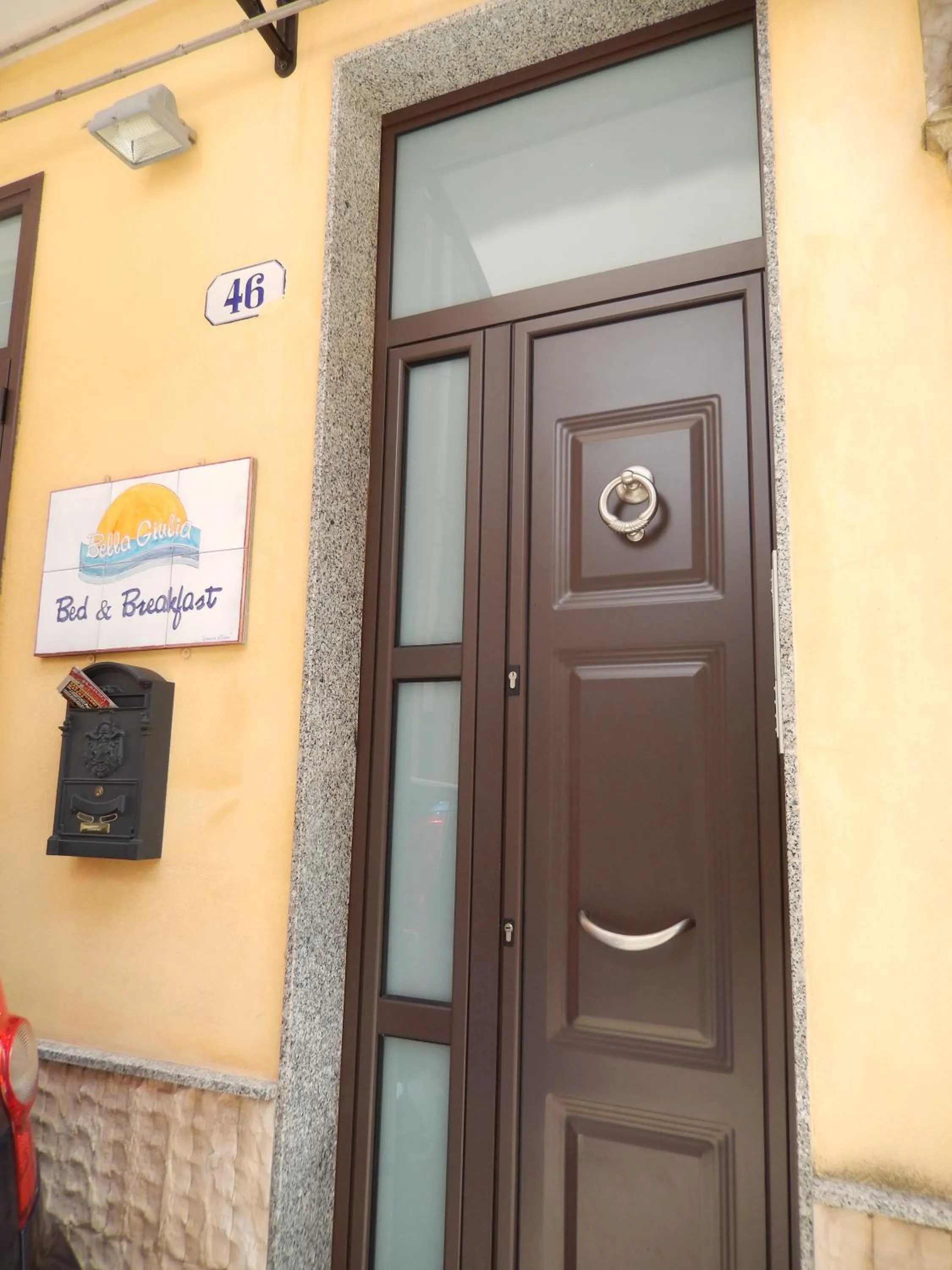 Facade/entrance in Bella Giulia