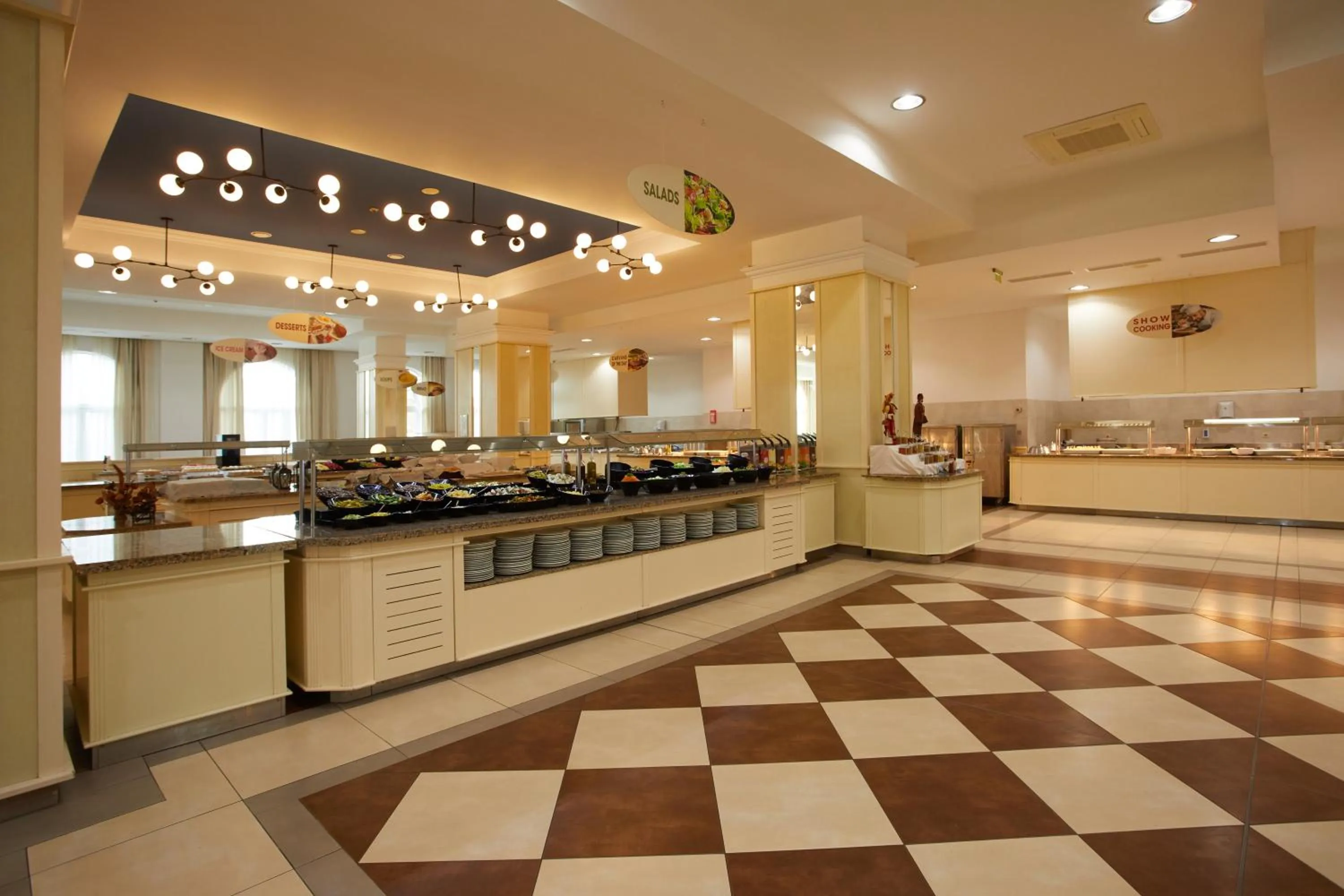 Restaurant/places to eat in Dreams Sunny Beach Resort and Spa - Premium All Inclusive