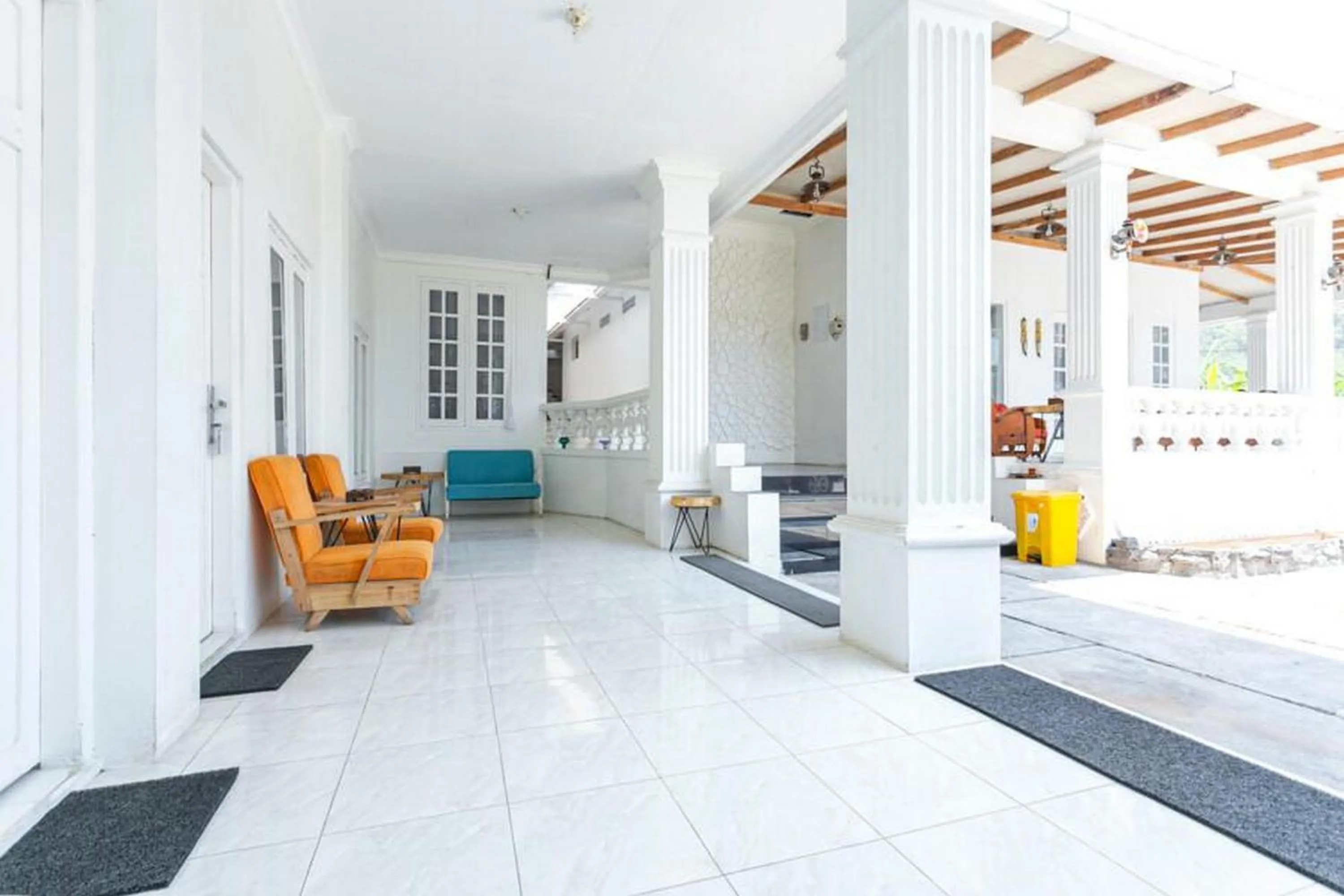 Property building in RedDoorz near Grojogan Sewu Tawangmangu