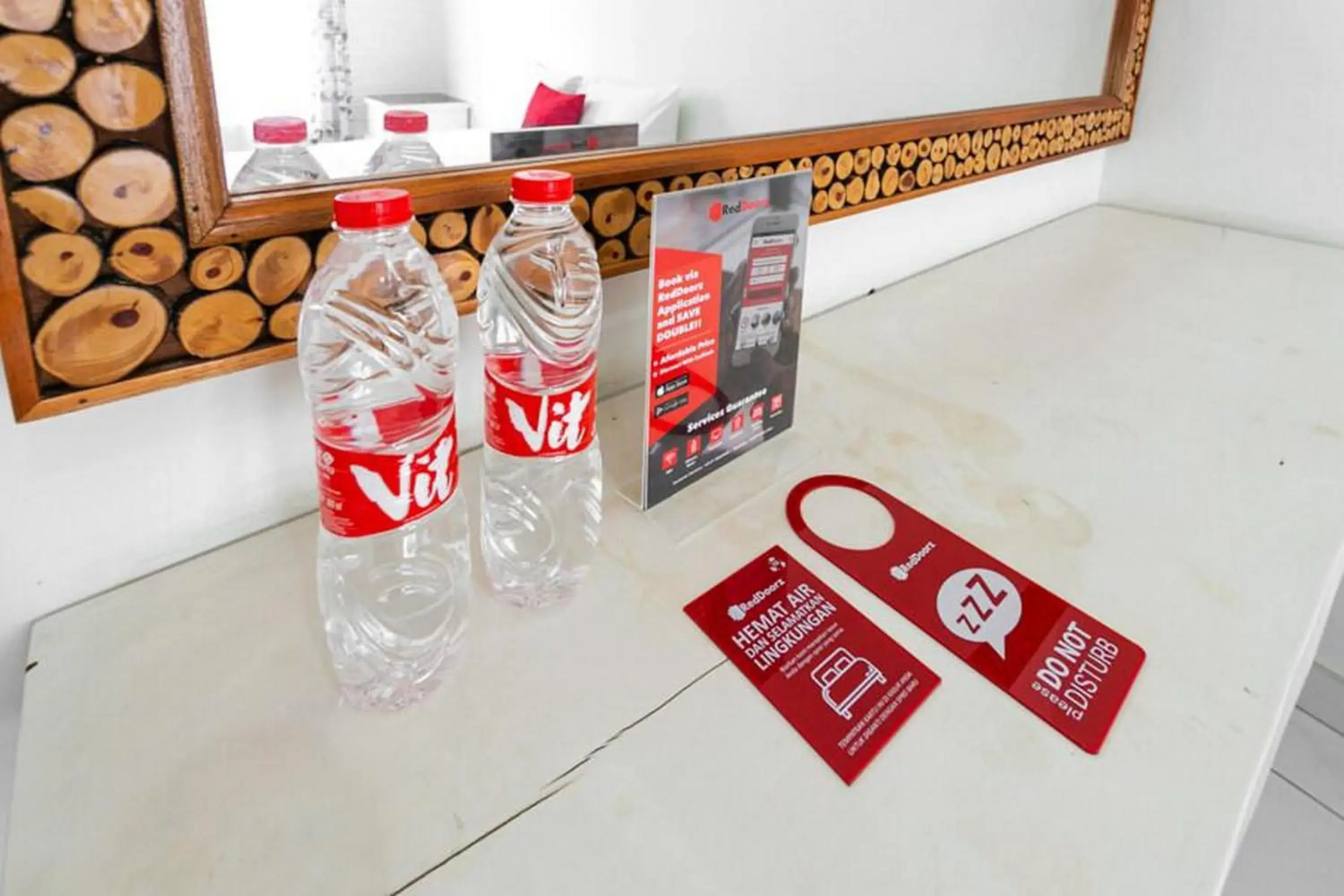 Bedroom in RedDoorz near Grojogan Sewu Tawangmangu Bedroom in RedDoorz near Grojogan Sewu Tawangmangu