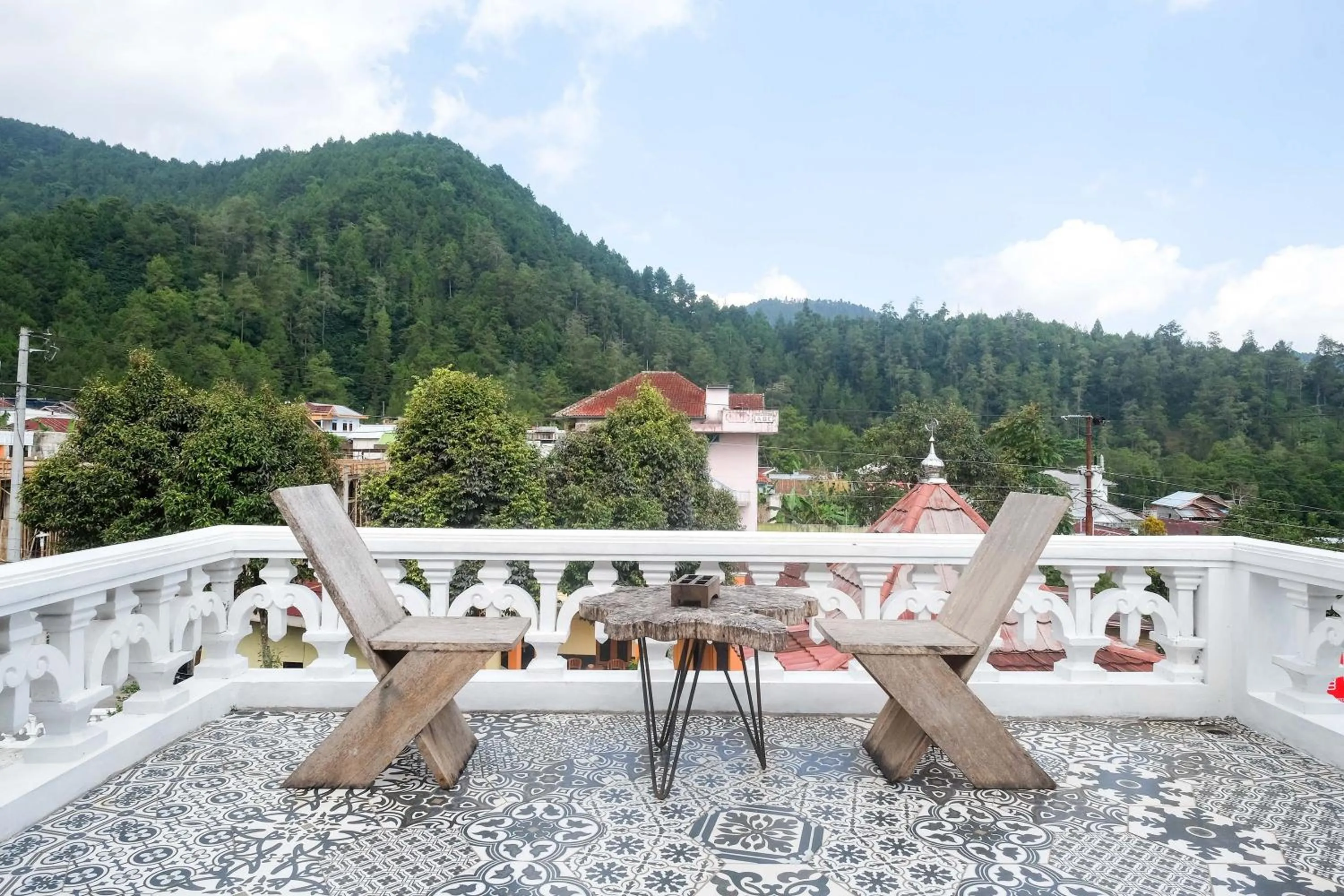 Property building in RedDoorz near Grojogan Sewu Tawangmangu