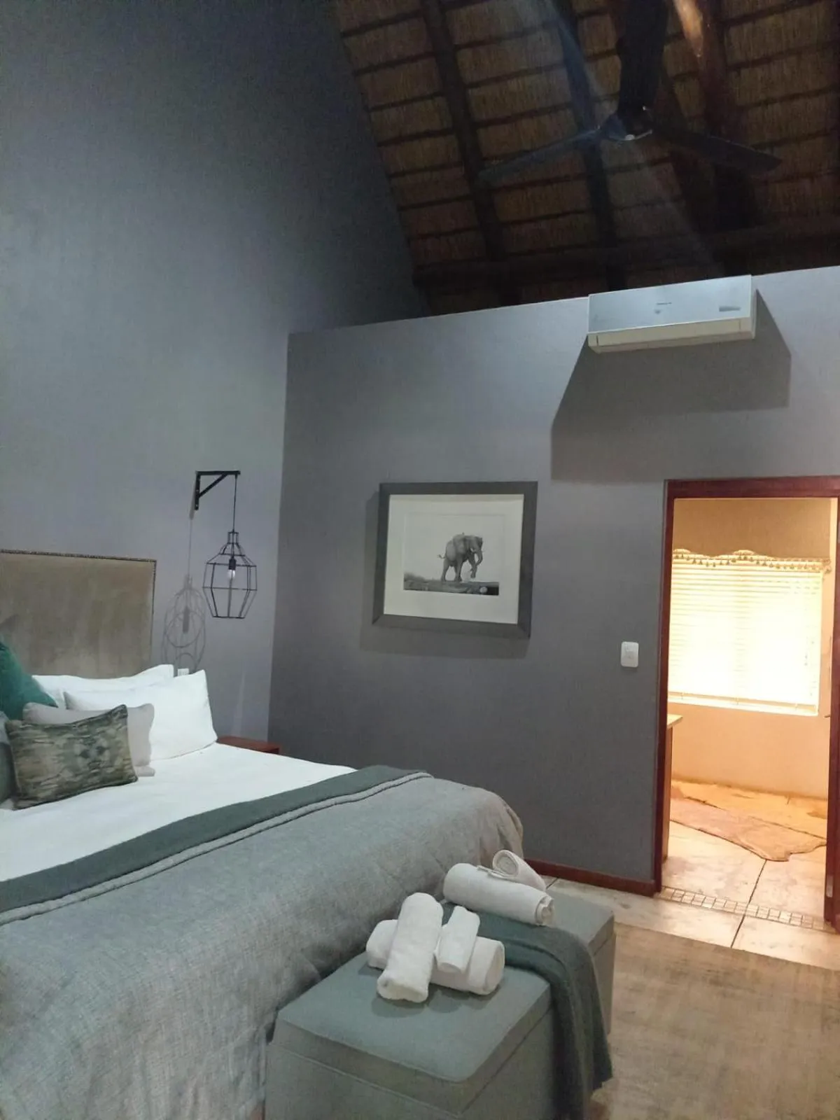 Bed in Kilima Private Game Reserve & Spa
