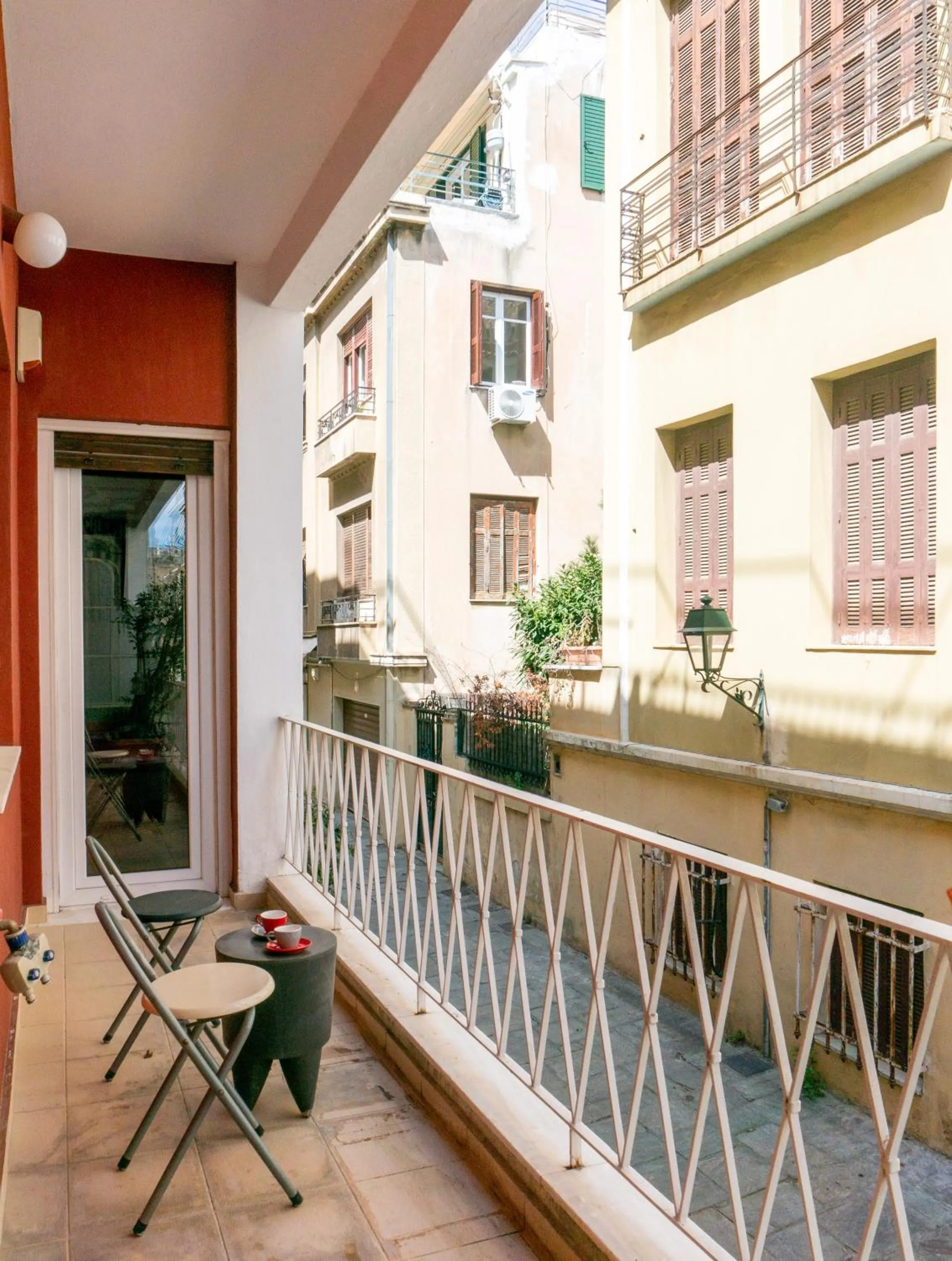 The Burton Luxury 1BR in Plaka, Athens