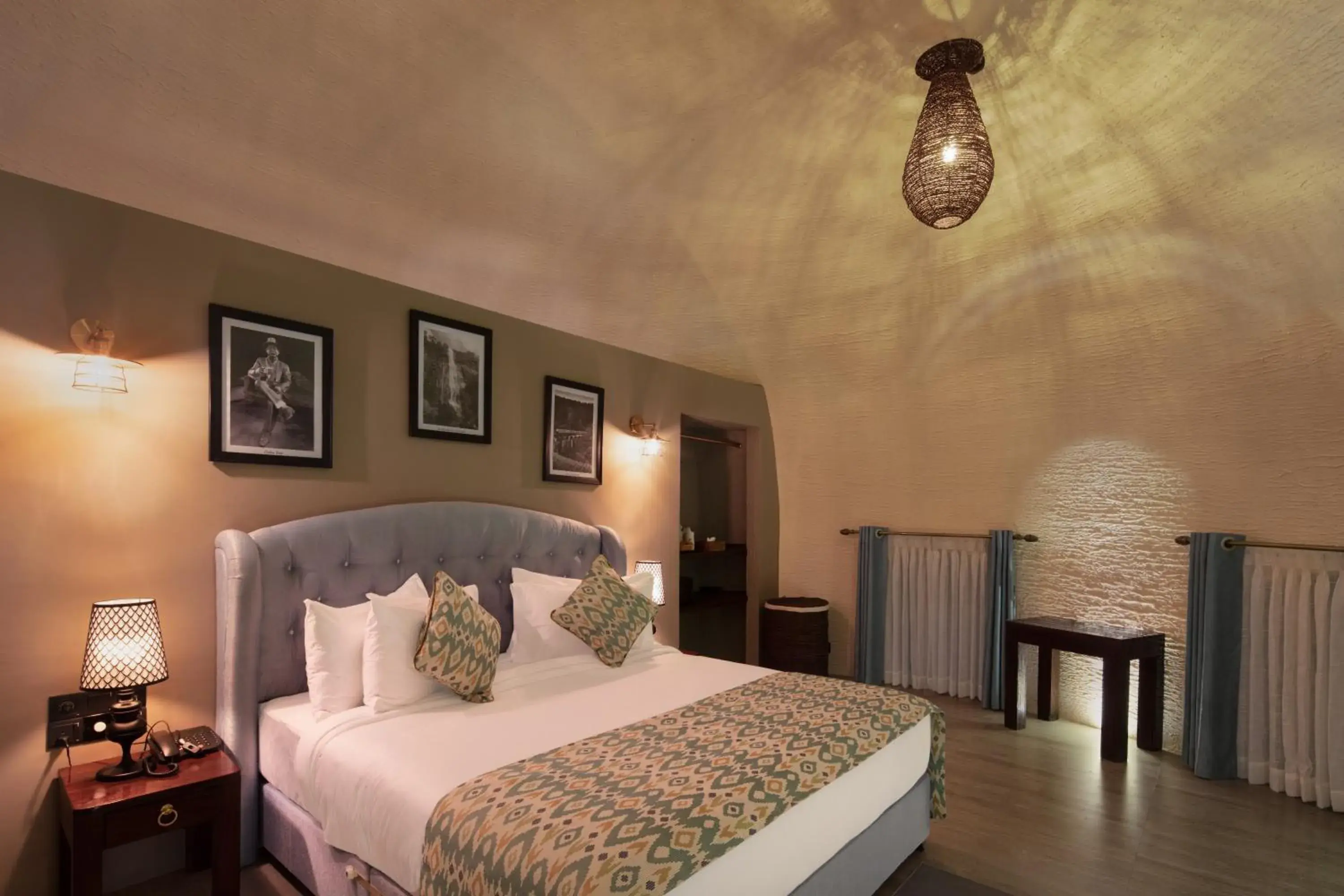 Bedroom, Bed in Dream Cliff Mountain Resort Bedroom, Bed in Dream Cliff Mountain Resort