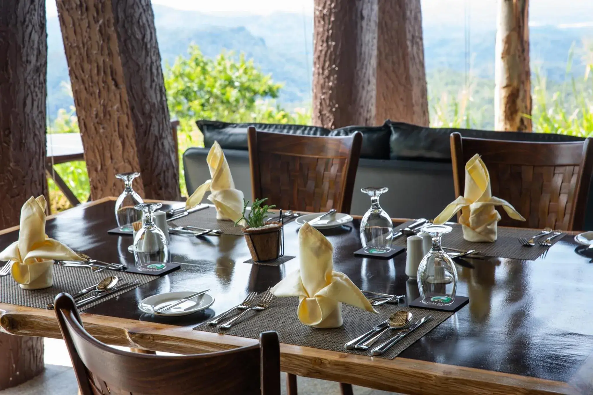 Restaurant/places to eat in Dream Cliff Mountain Resort Restaurant/places to eat in Dream Cliff Mountain Resort