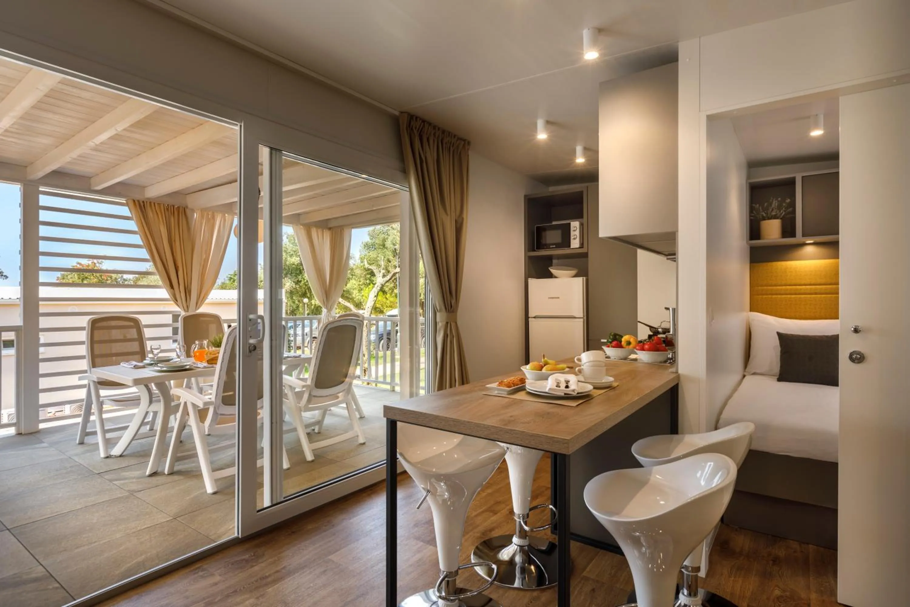 Dining area in Maistra Camping Amarin Mobile homes