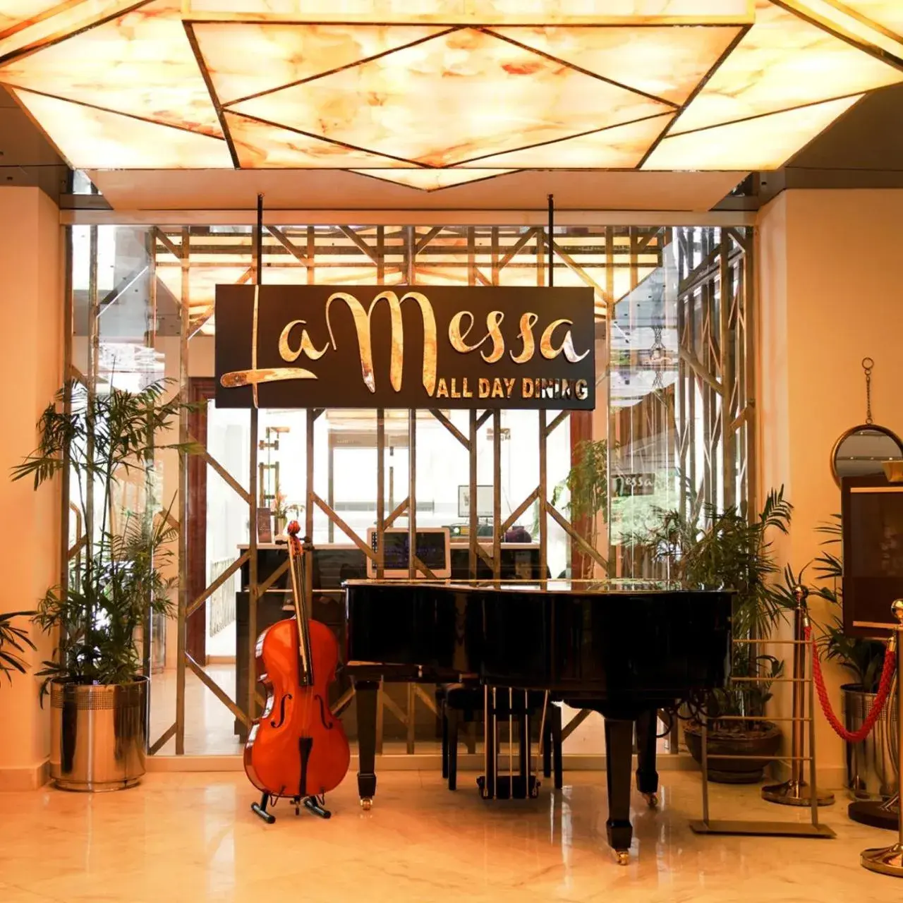 Restaurant/places to eat in Indigo Heights Hotel & Suites Restaurant/places to eat in Indigo Heights Hotel & Suites