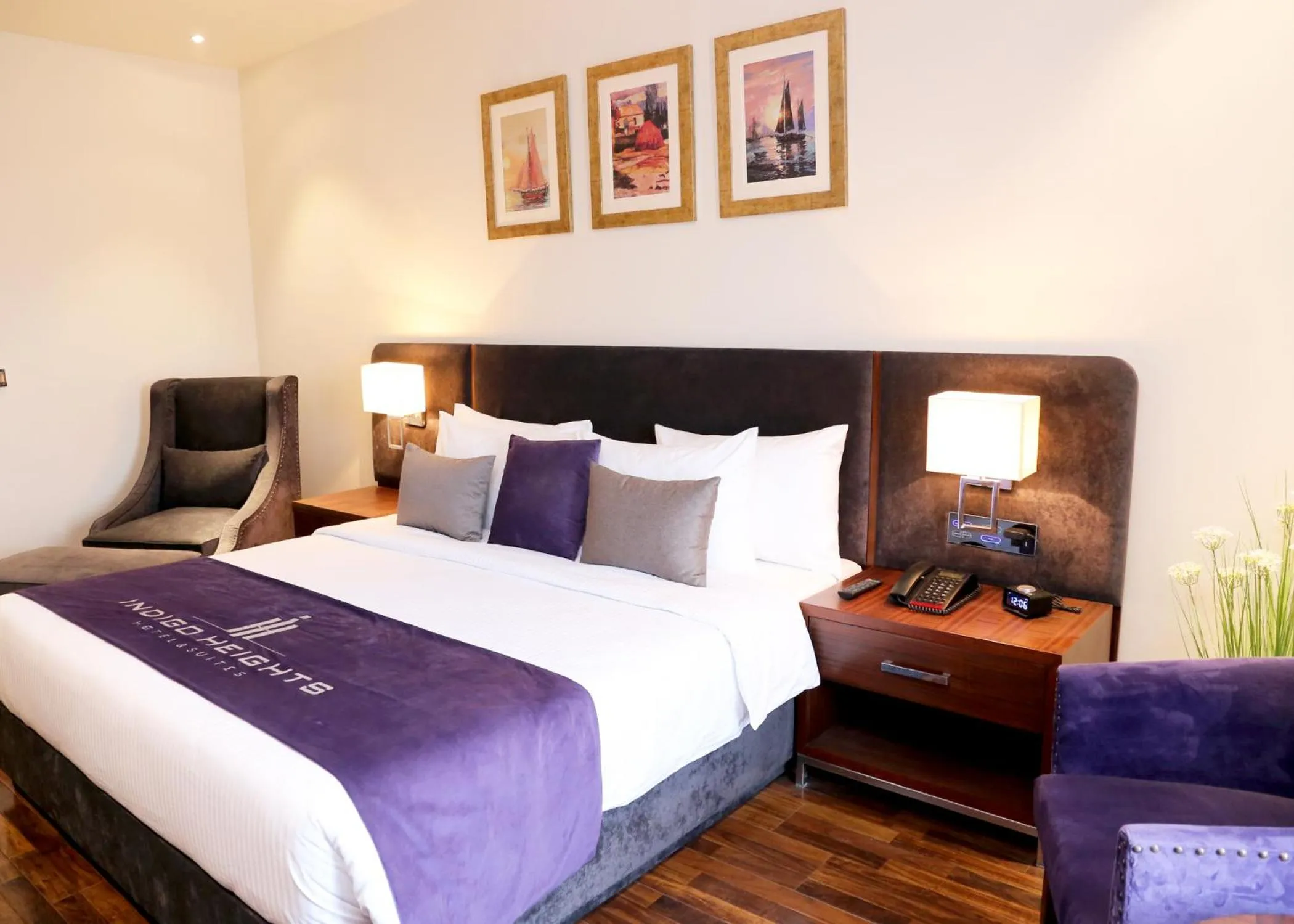 Bed in Indigo Heights Hotel & Suites