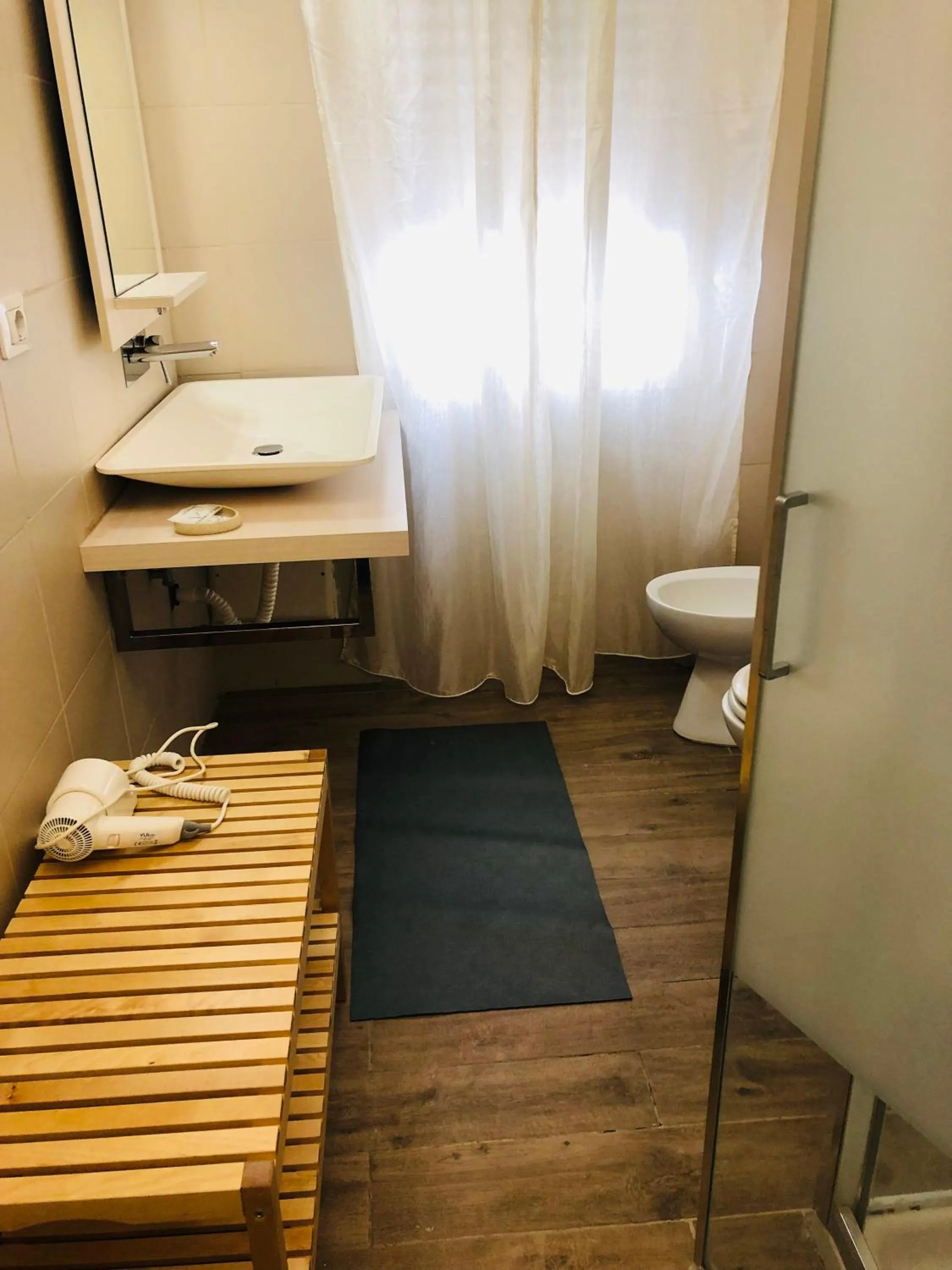 children in B&B Degli Artisti Suite