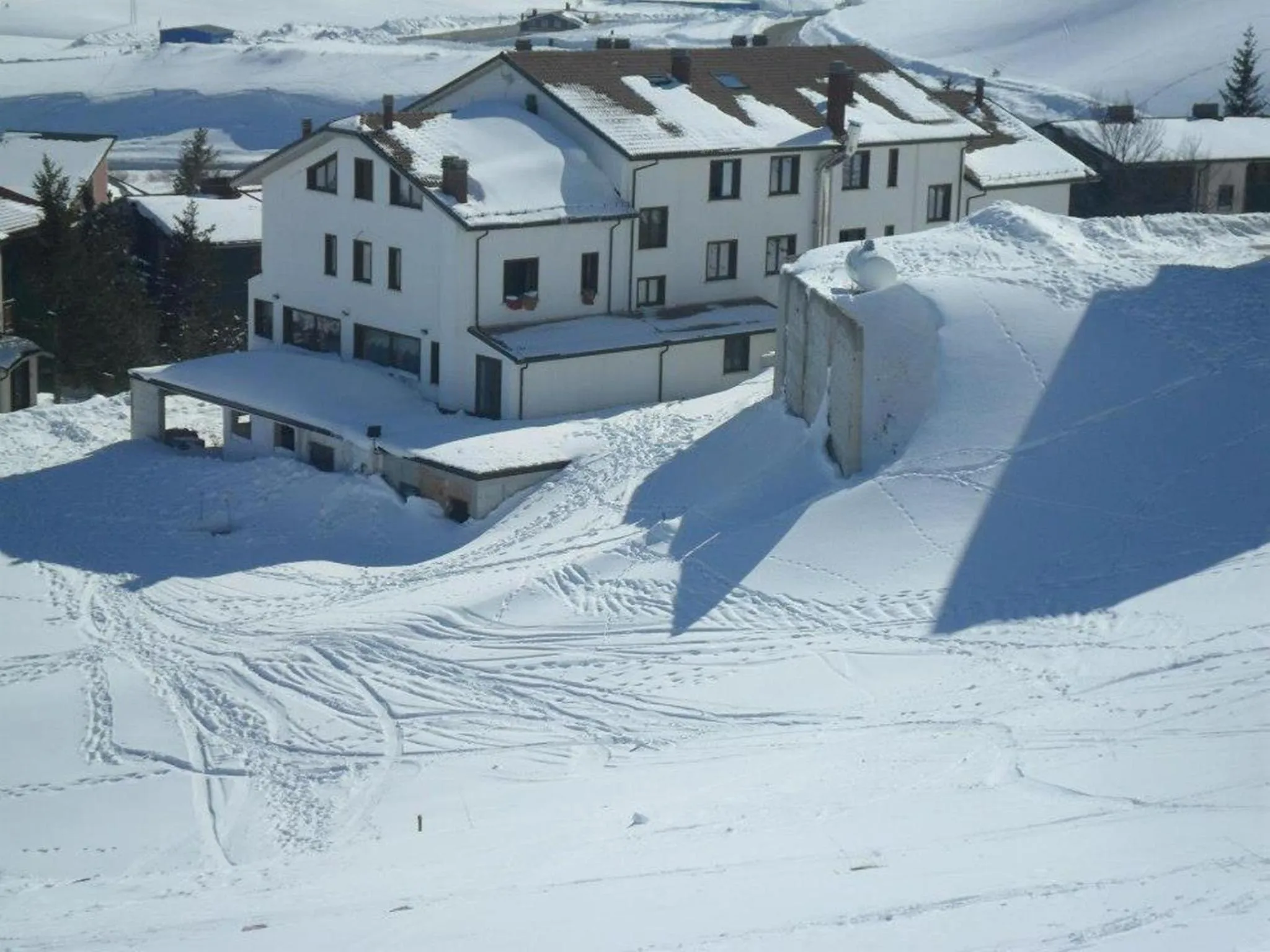 Property building in Hotel LuSi