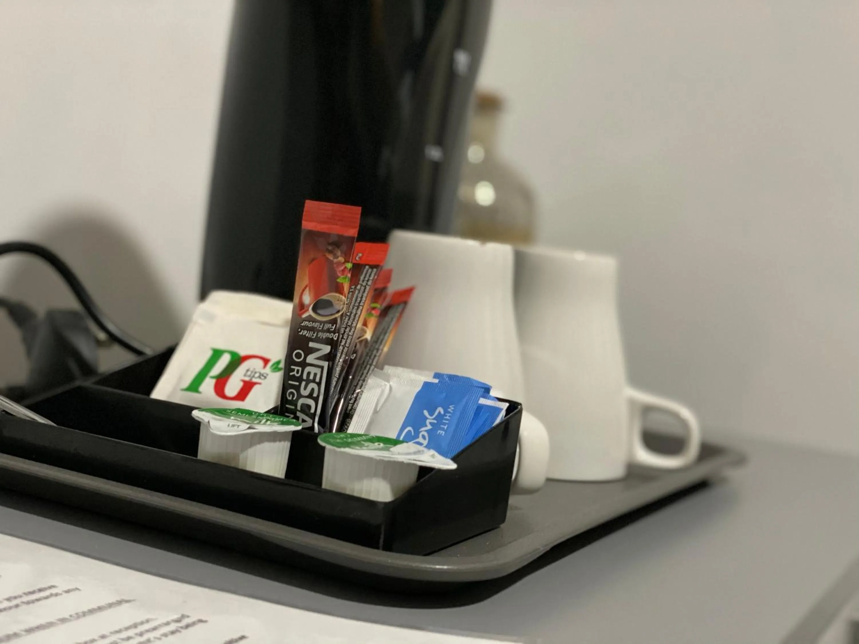 Coffee/tea facilities in Park City Suites Hotel