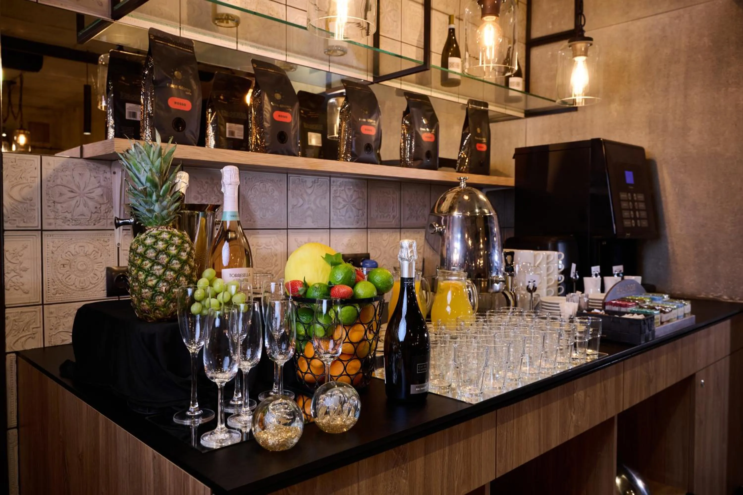 Food and drinks in Hotel M29