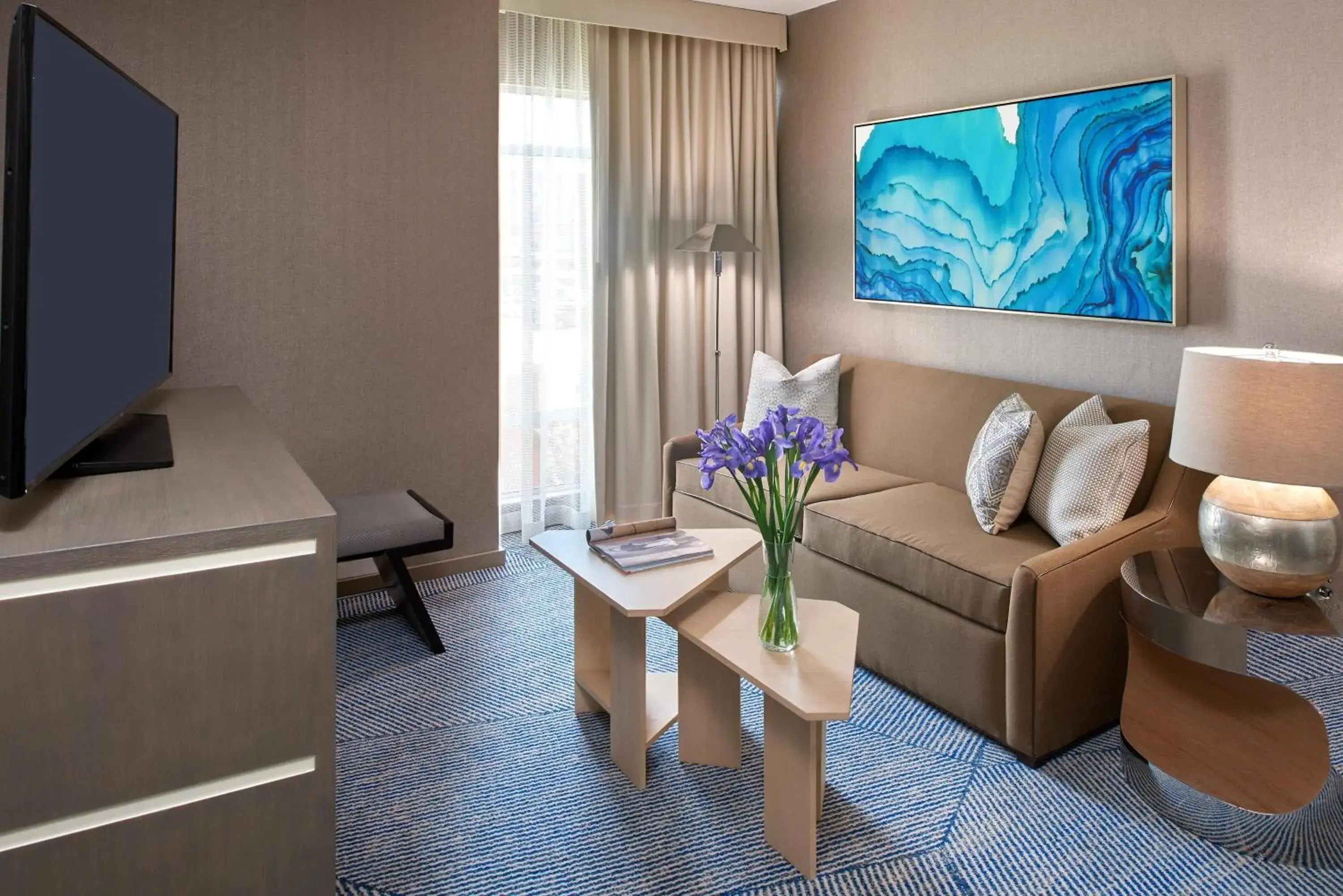 Photo of the whole room in Hotel Zoe Fisherman's Wharf Photo of the whole room in Hotel Zoe Fisherman's Wharf