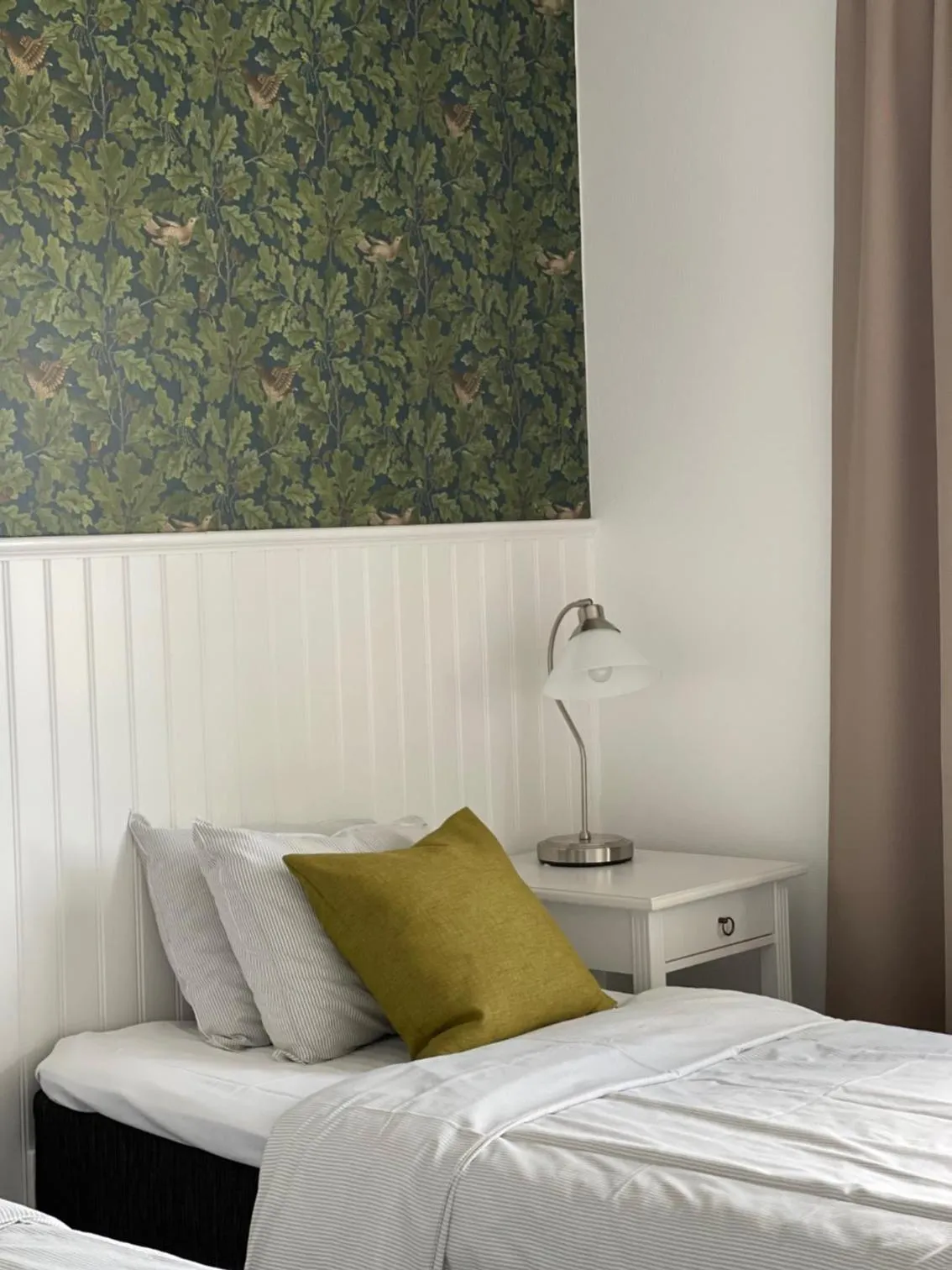 Bed in Gästisbacken