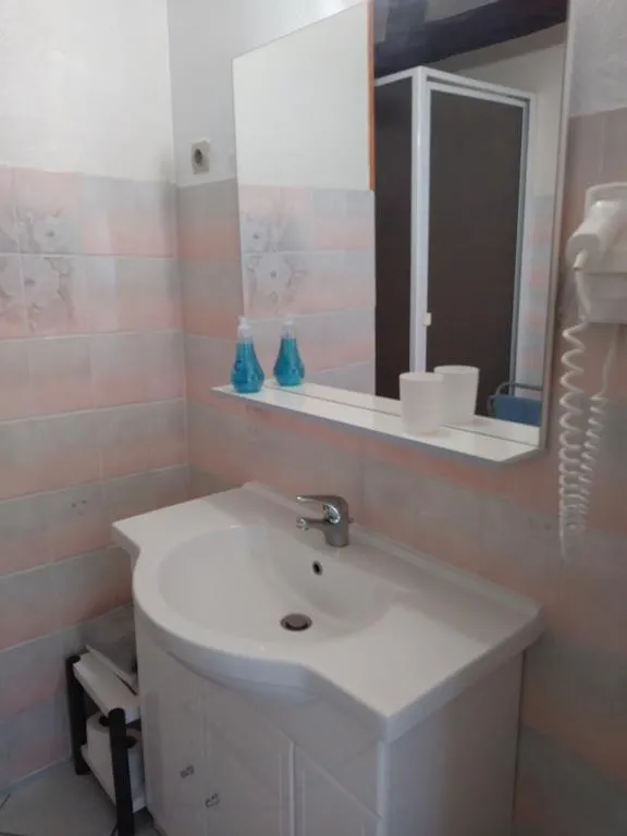 Bathroom in GITE LES HAUTES MOUGONNIERES