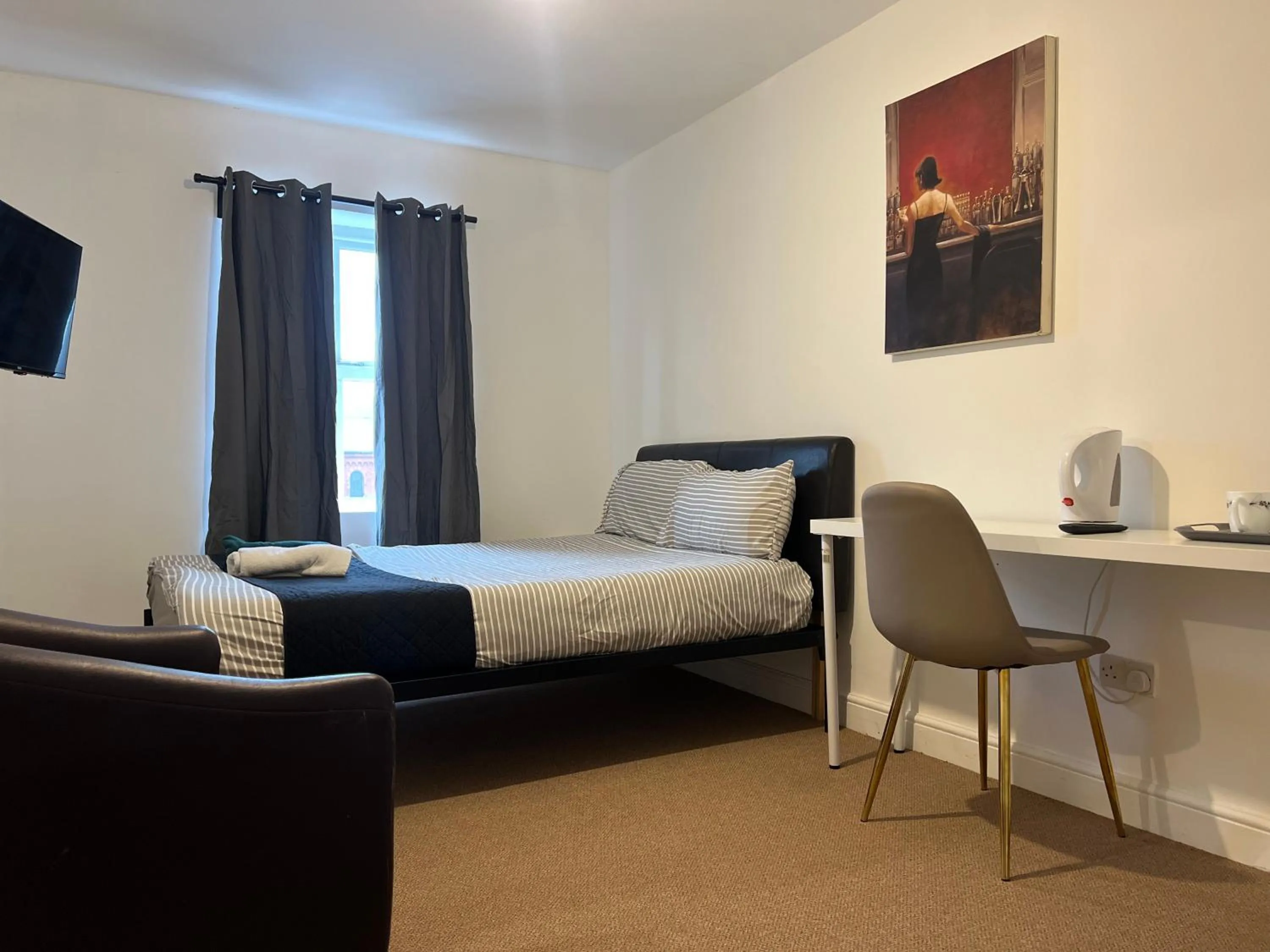 Bed in King Street Hotel