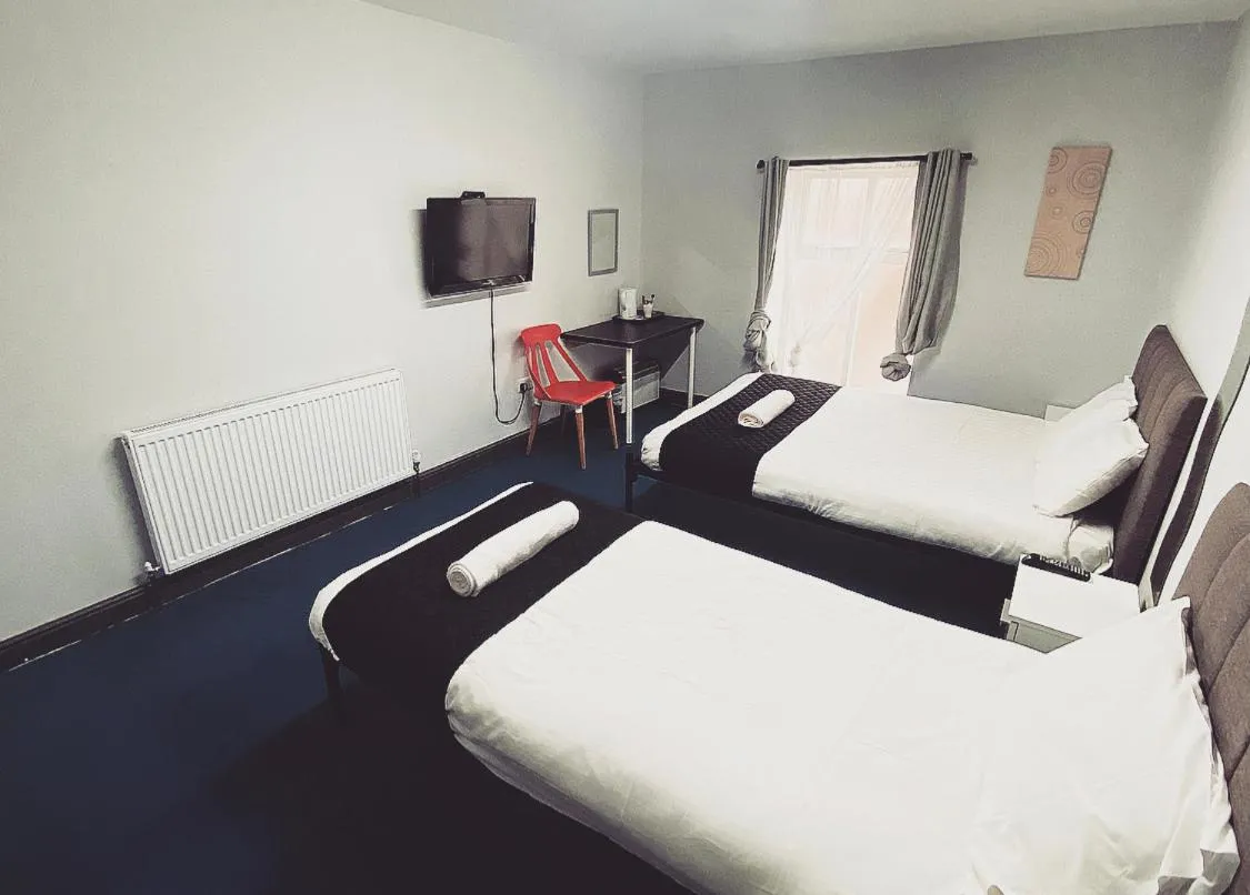 Bed in King Street Hotel