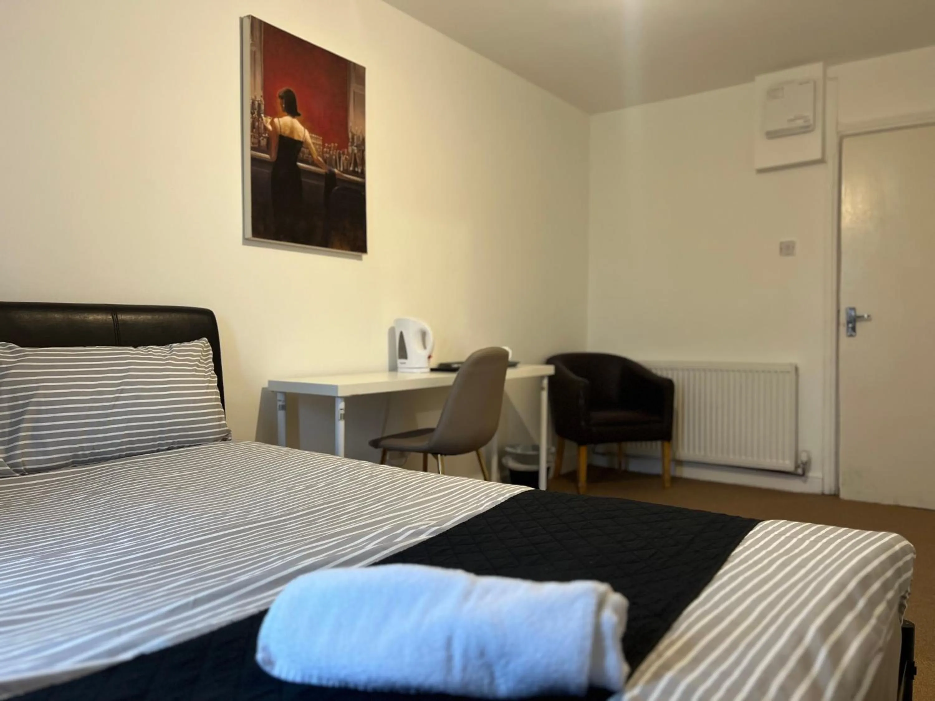 Bed in King Street Hotel