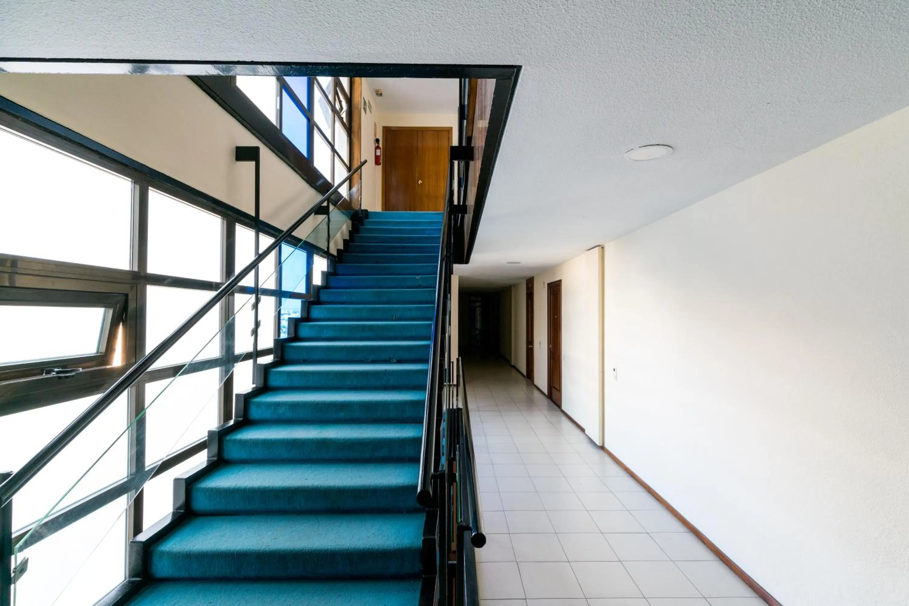 Property building in Holi-Rent Martin Villa