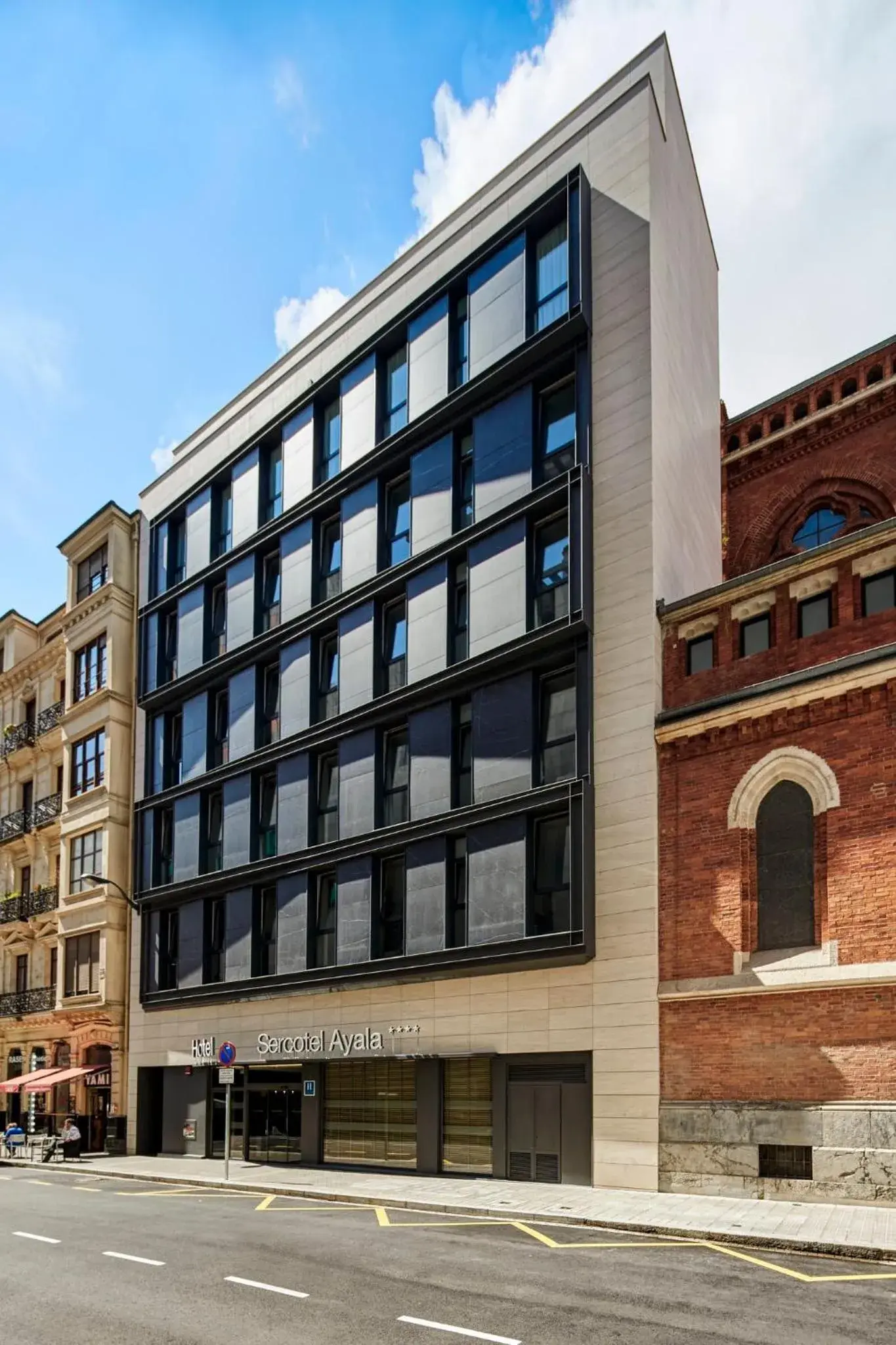 Facade/entrance in Sercotel Ayala Facade/entrance in Sercotel Ayala