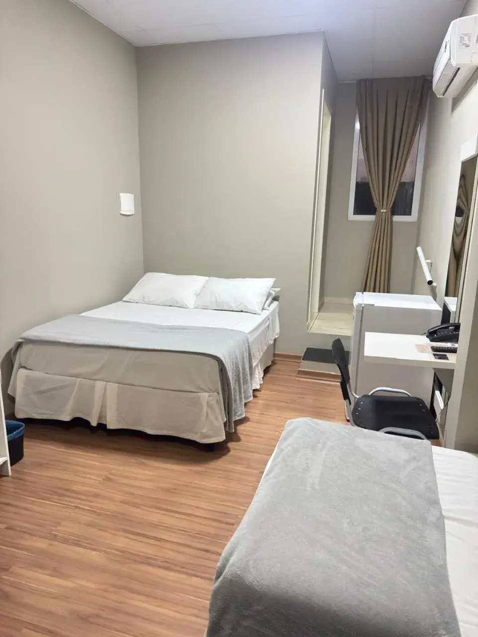 Triple Room in Pousada Center Triple Room in Pousada Center