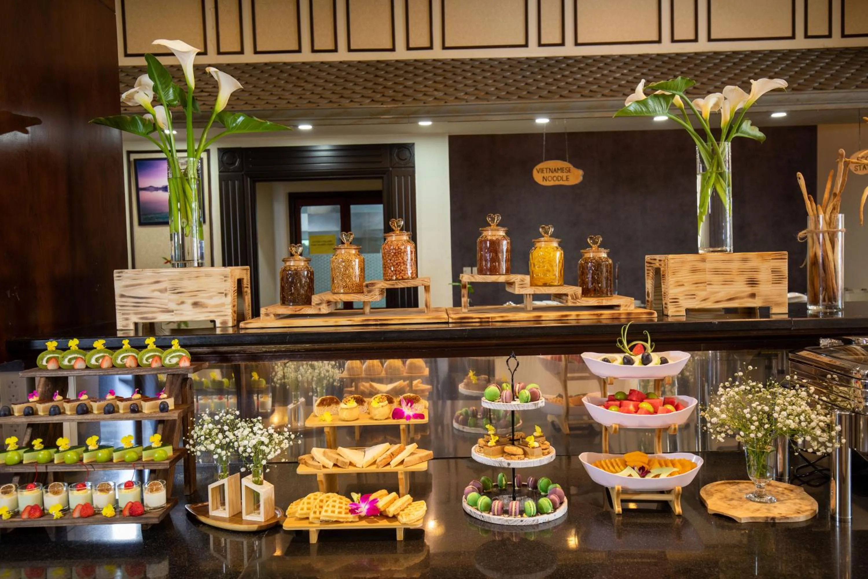 Food and drinks in La Sapinette Hotel Dalat