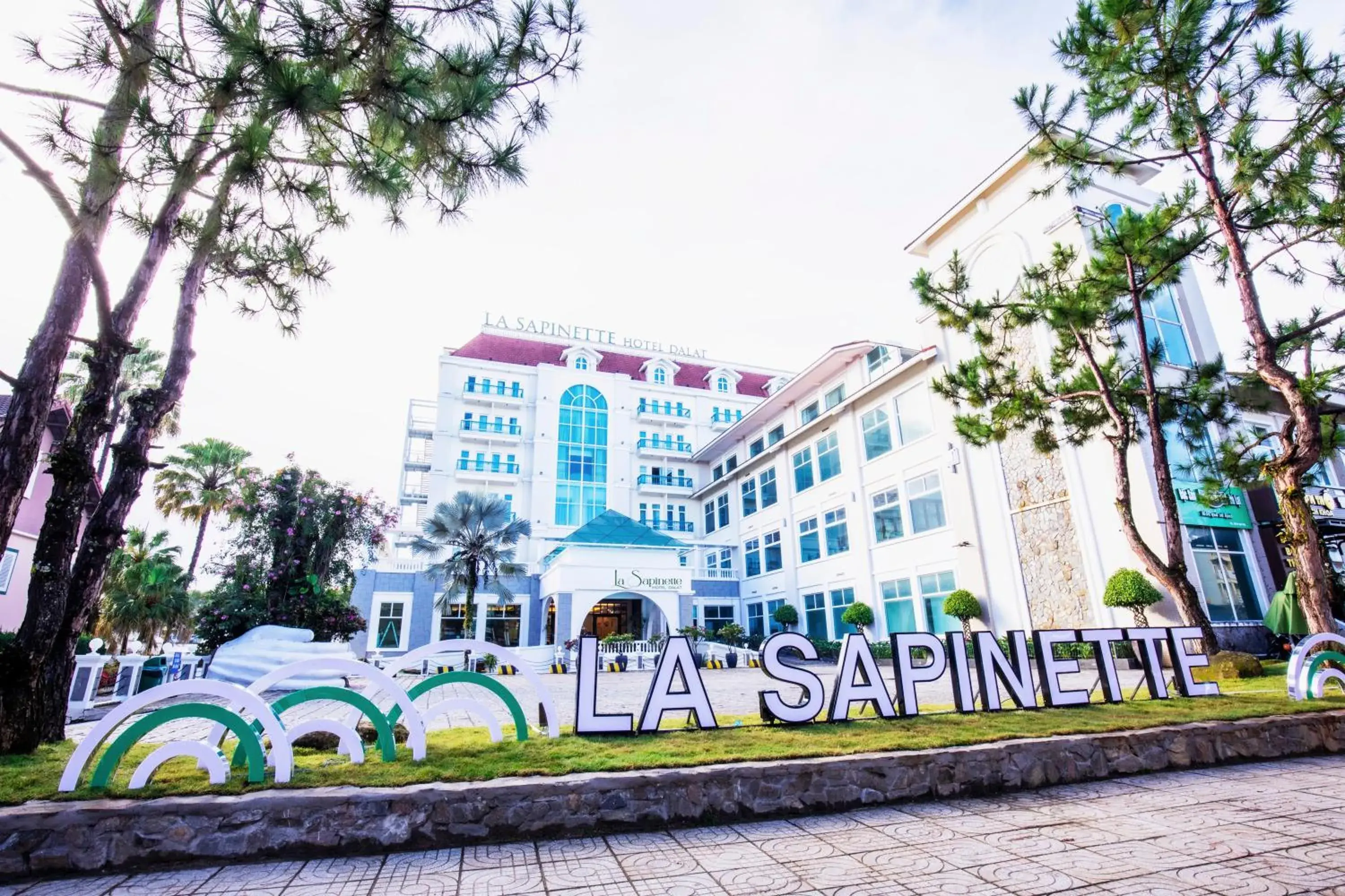 Property building in La Sapinette Hotel Dalat Property building in La Sapinette Hotel Dalat