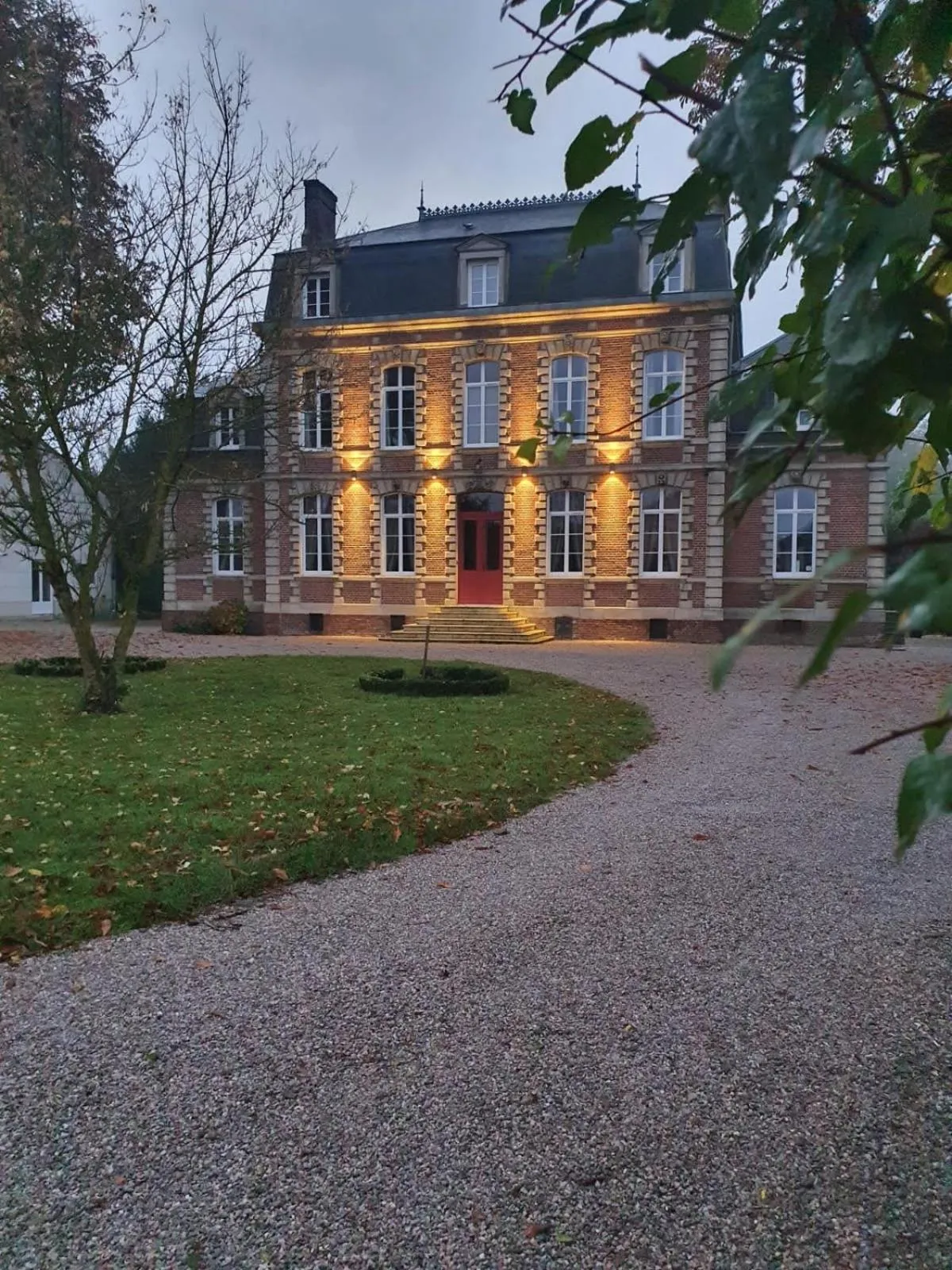 Property building in VILLA VARENTIA