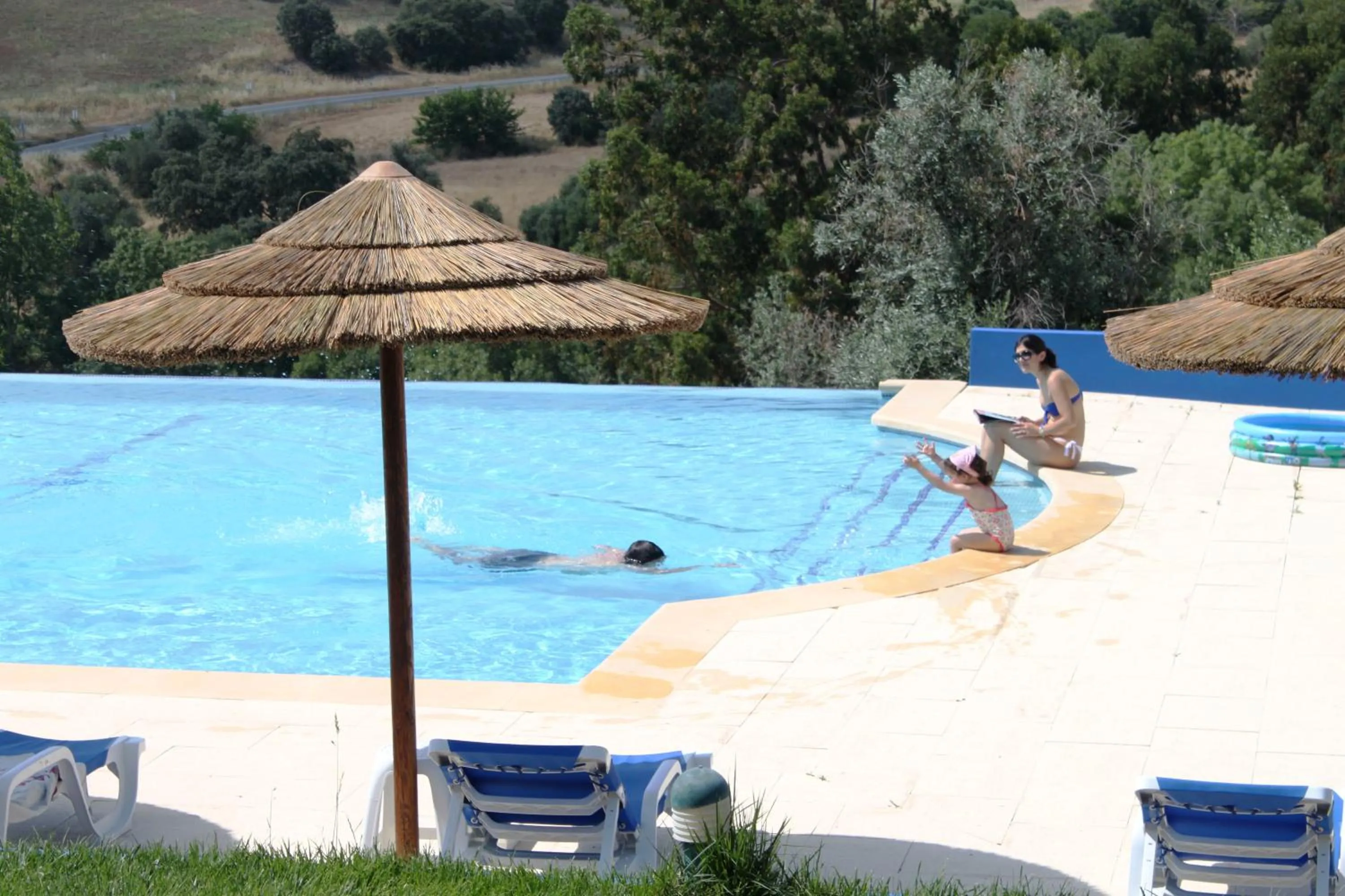 People in Hotel O Gato & Spa