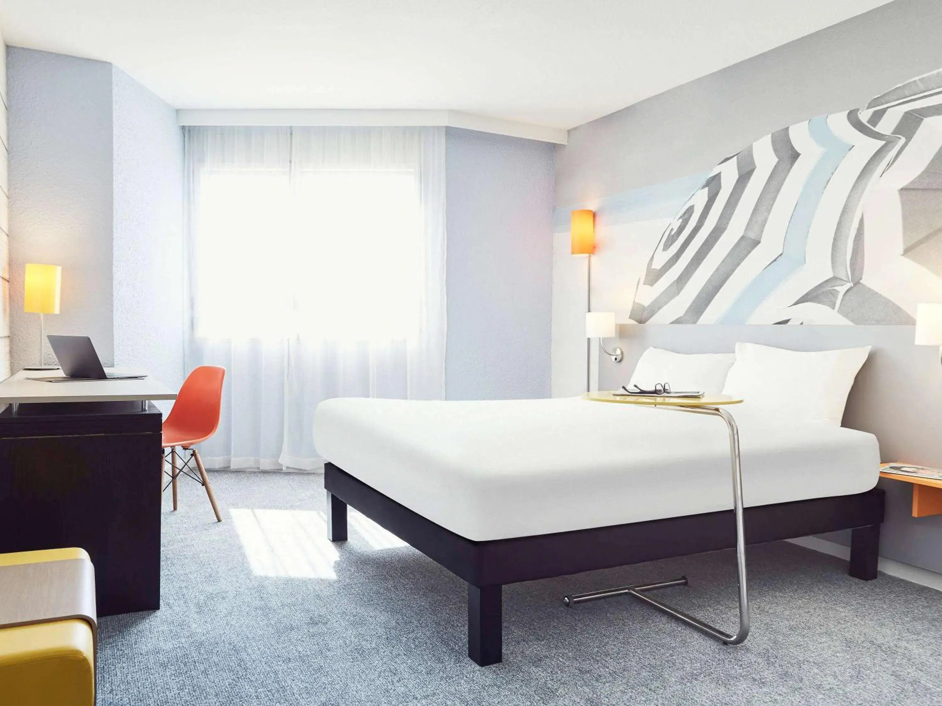 Bedroom, Bed in Ibis styles Toulon la Seyne sur Mer Bedroom, Bed in Ibis styles Toulon la Seyne sur Mer