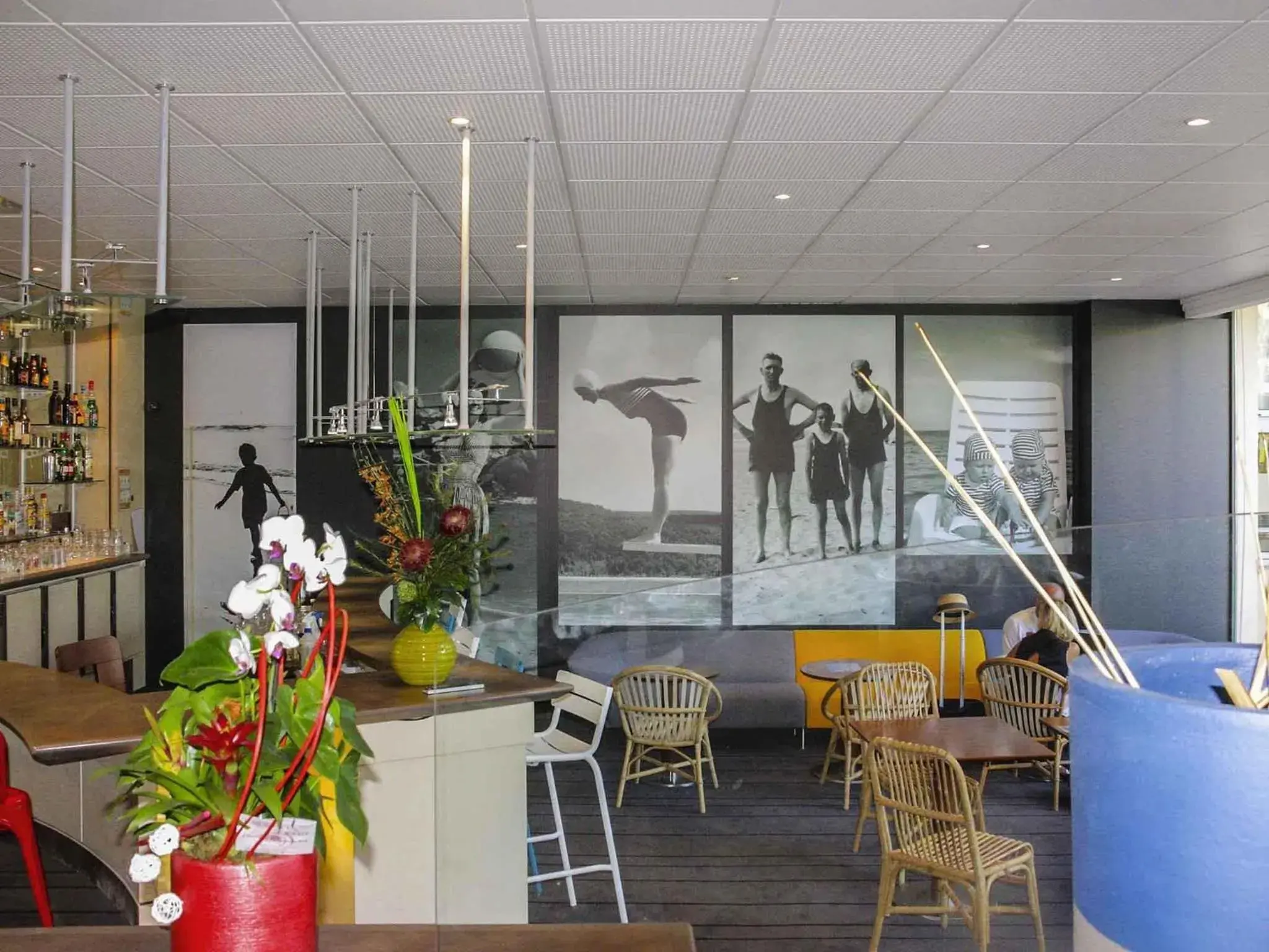 Lounge or bar in Ibis styles Toulon la Seyne sur Mer Lounge or bar in Ibis styles Toulon la Seyne sur Mer