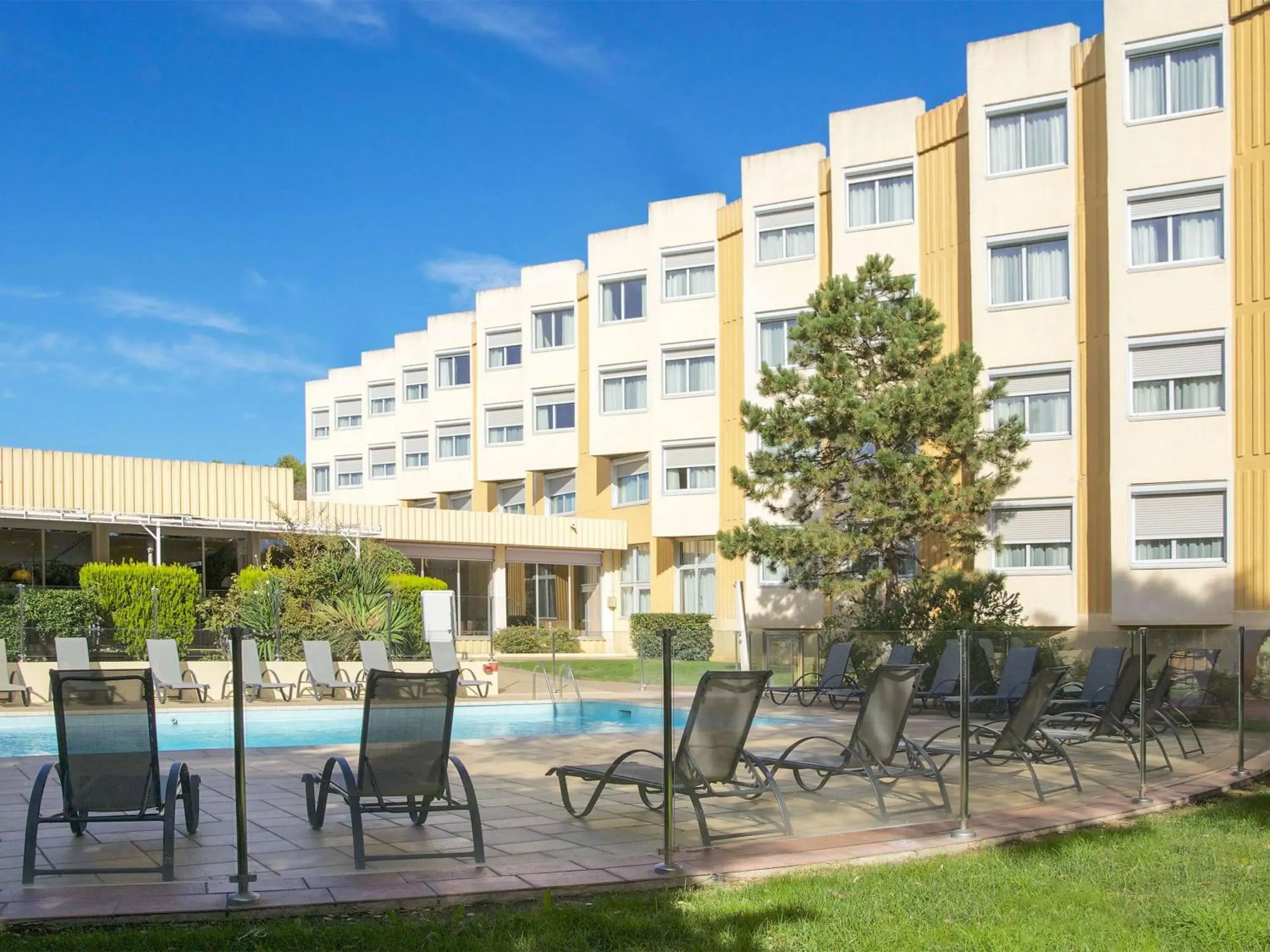Property building in Ibis styles Toulon la Seyne sur Mer Property building in Ibis styles Toulon la Seyne sur Mer