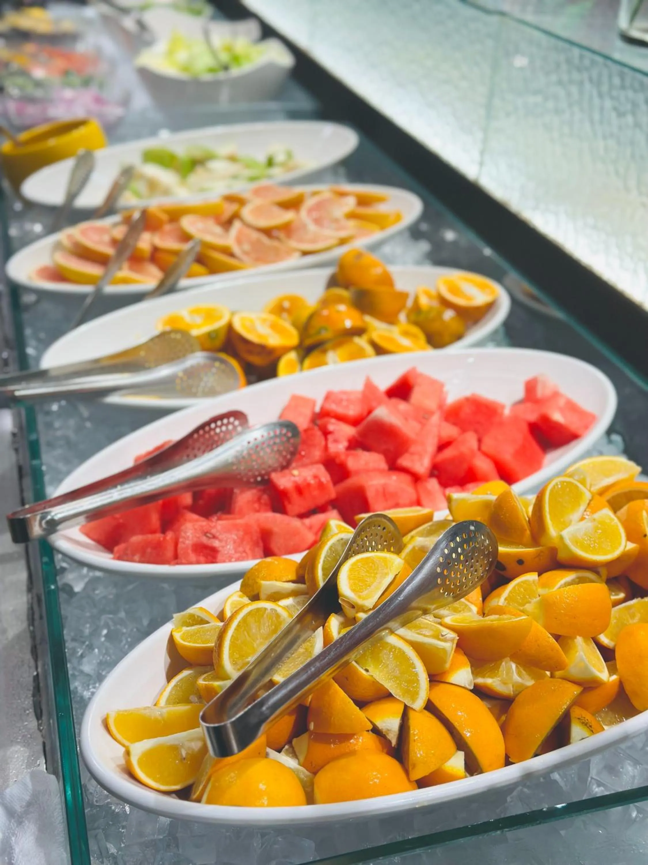 Buffet breakfast in Mount Royal Villa