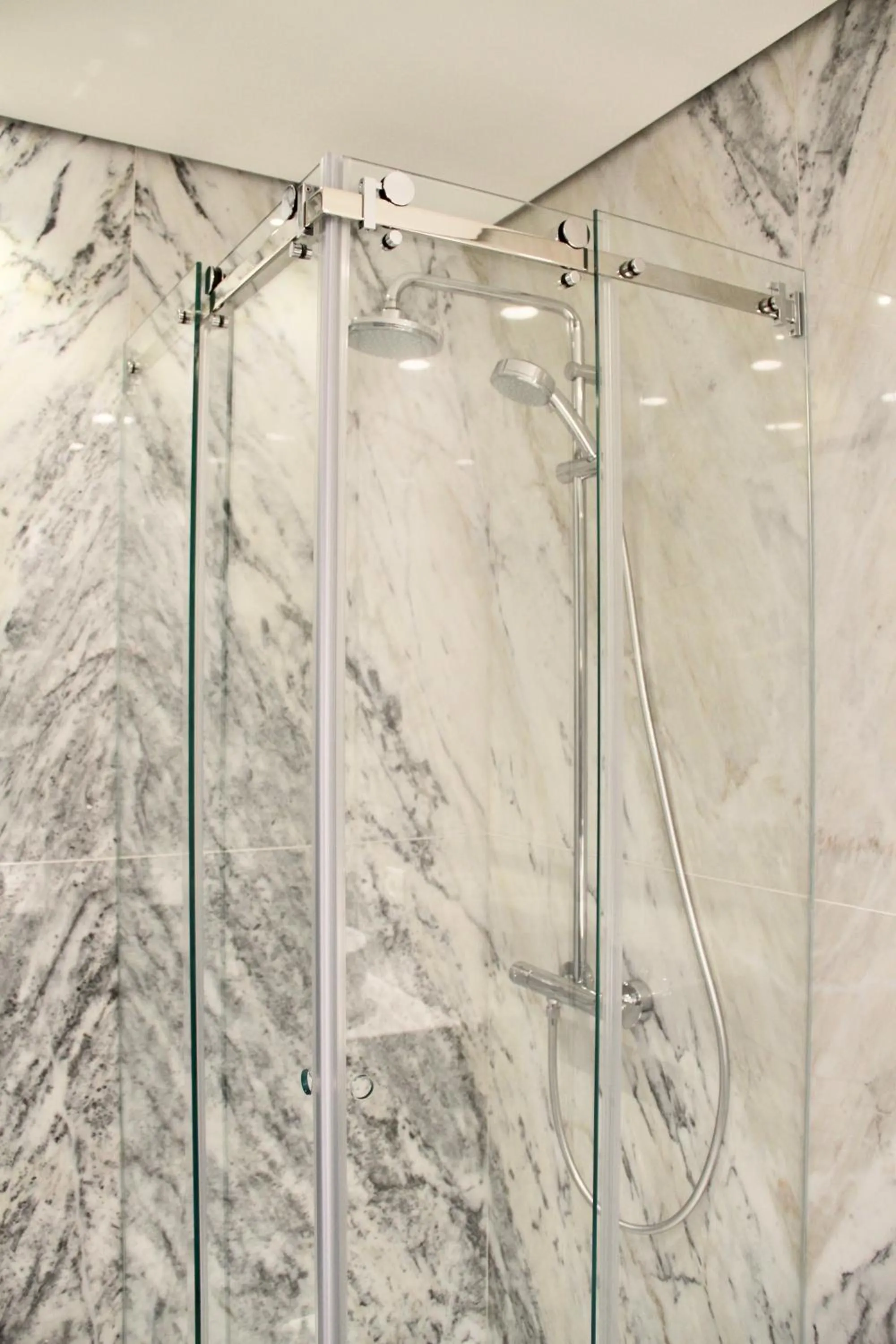 A Rendilheira Charm Suites