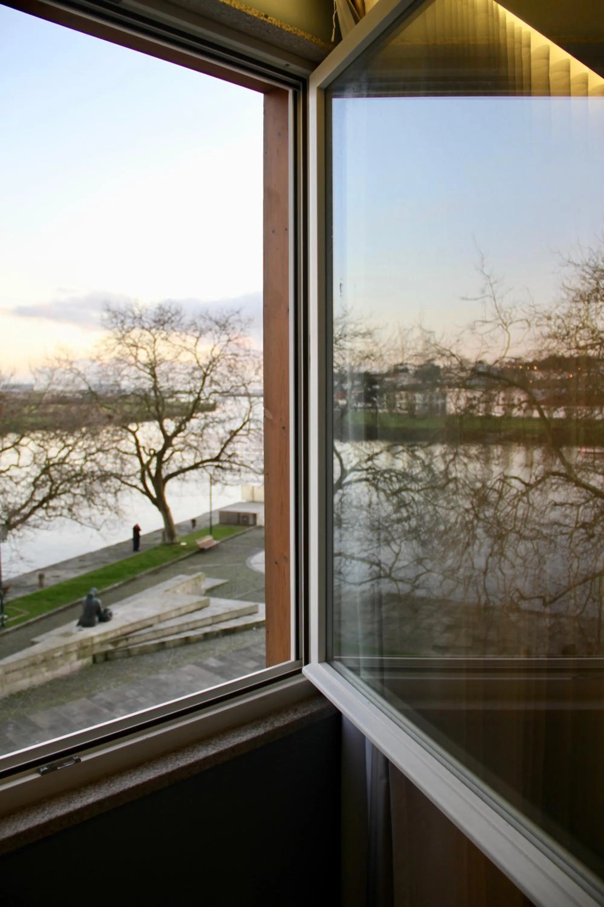 A Rendilheira Charm Suites