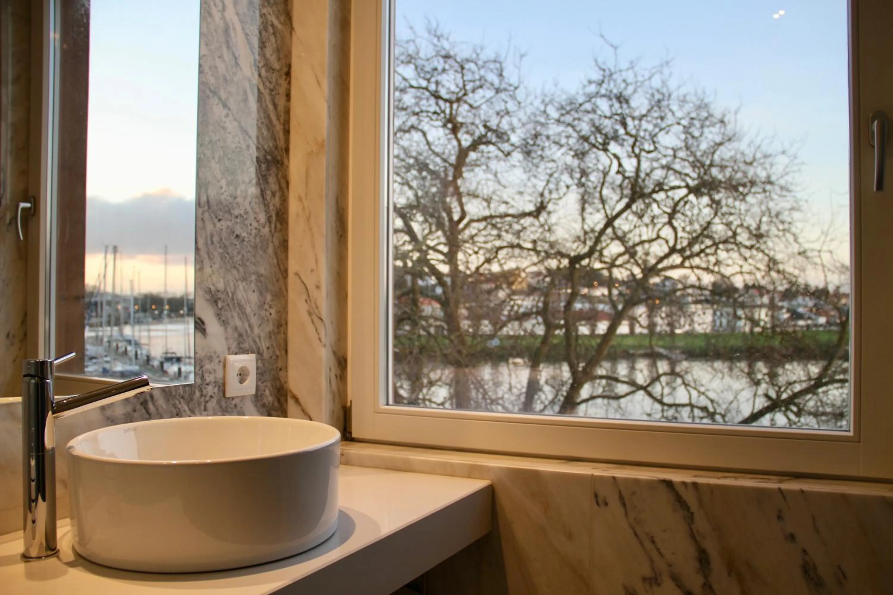 A Rendilheira Charm Suites