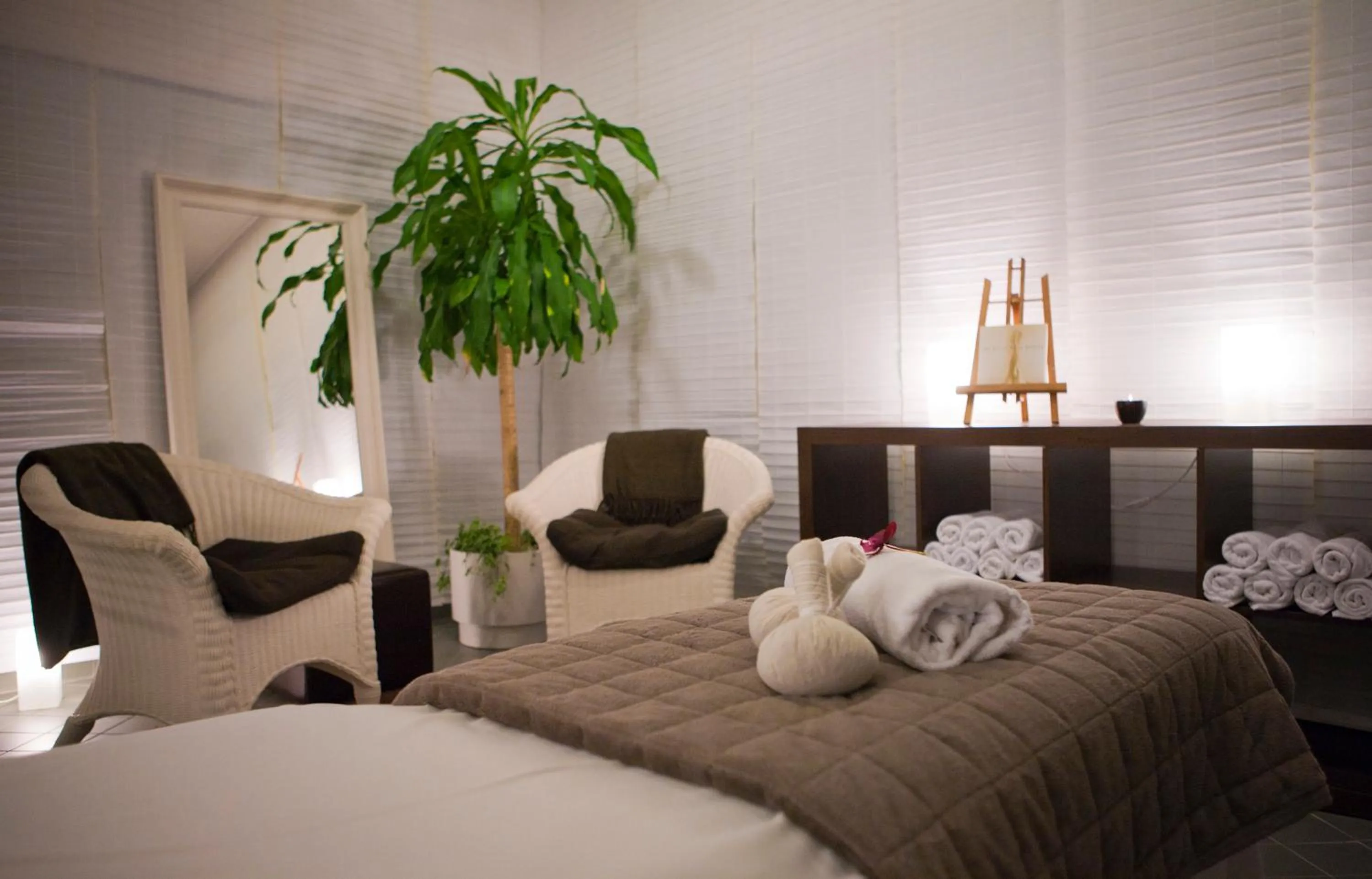 Massage, Bed in Backbyn Kartano