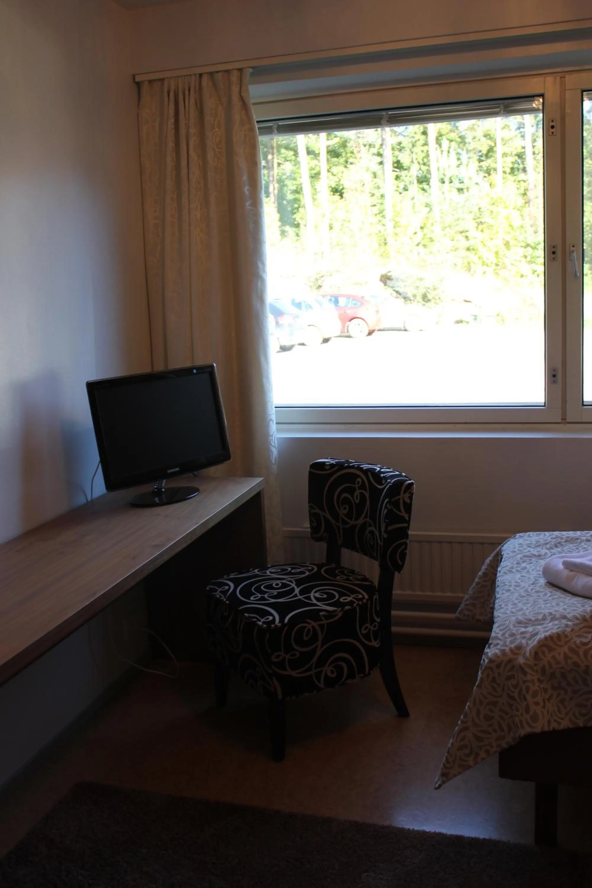 TV and multimedia in Backbyn Kartano