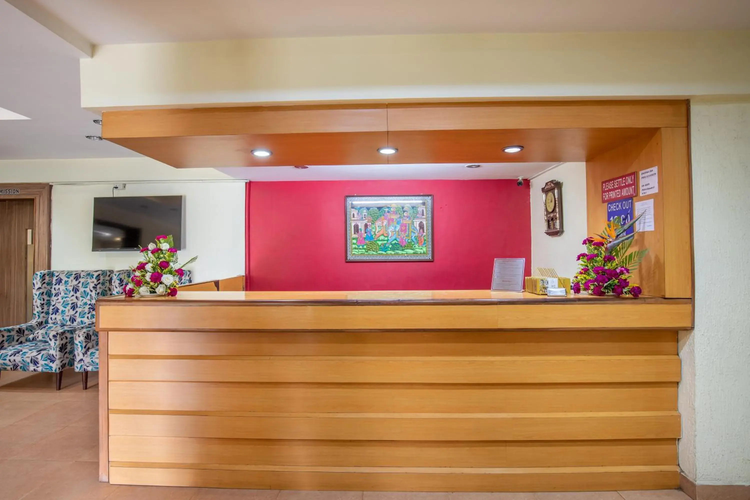 Lobby or reception in Vinayaga Inn by Poppys, Ooty Lobby or reception in Vinayaga Inn by Poppys, Ooty