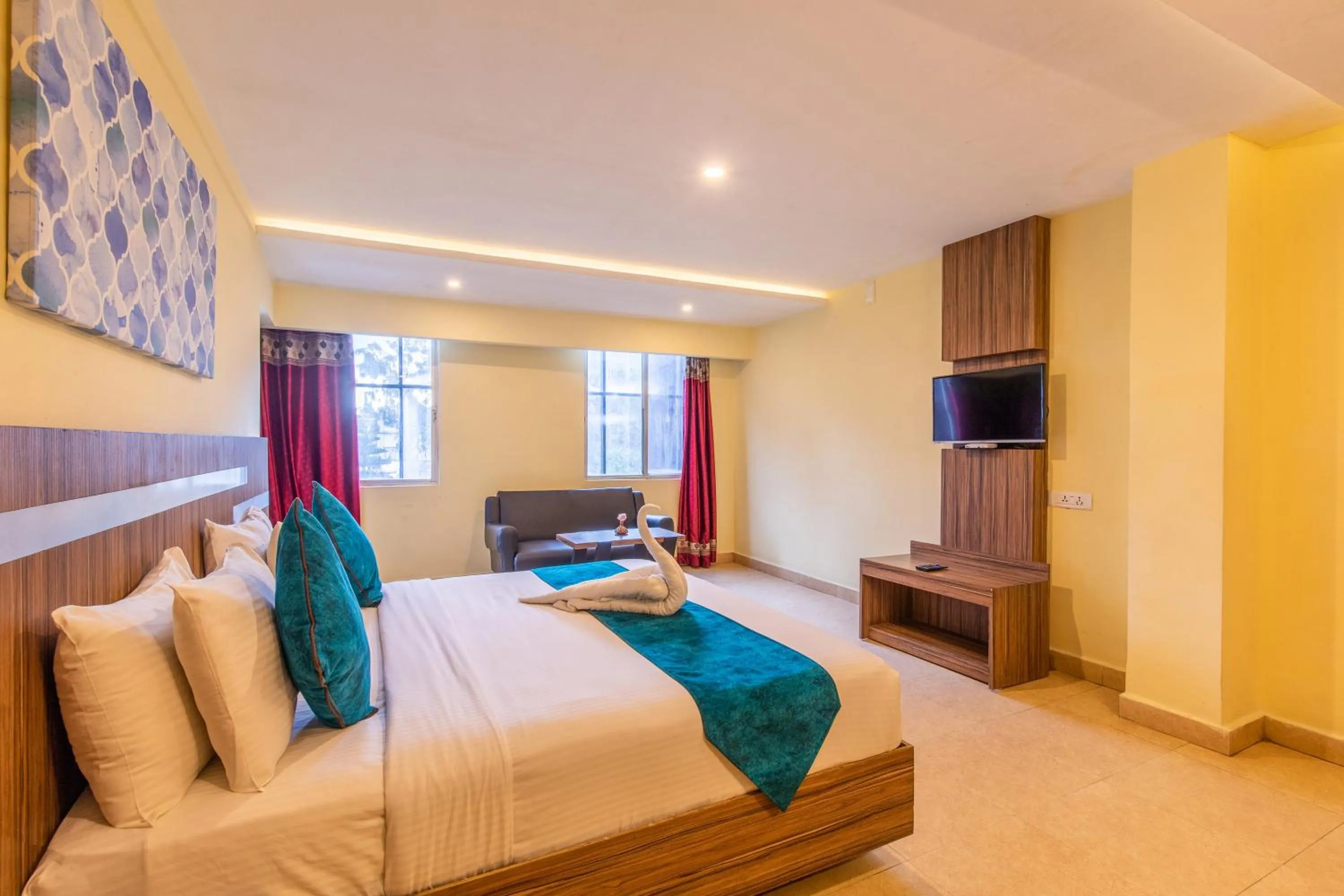 Bed in Vinayaga Inn by Poppys, Ooty