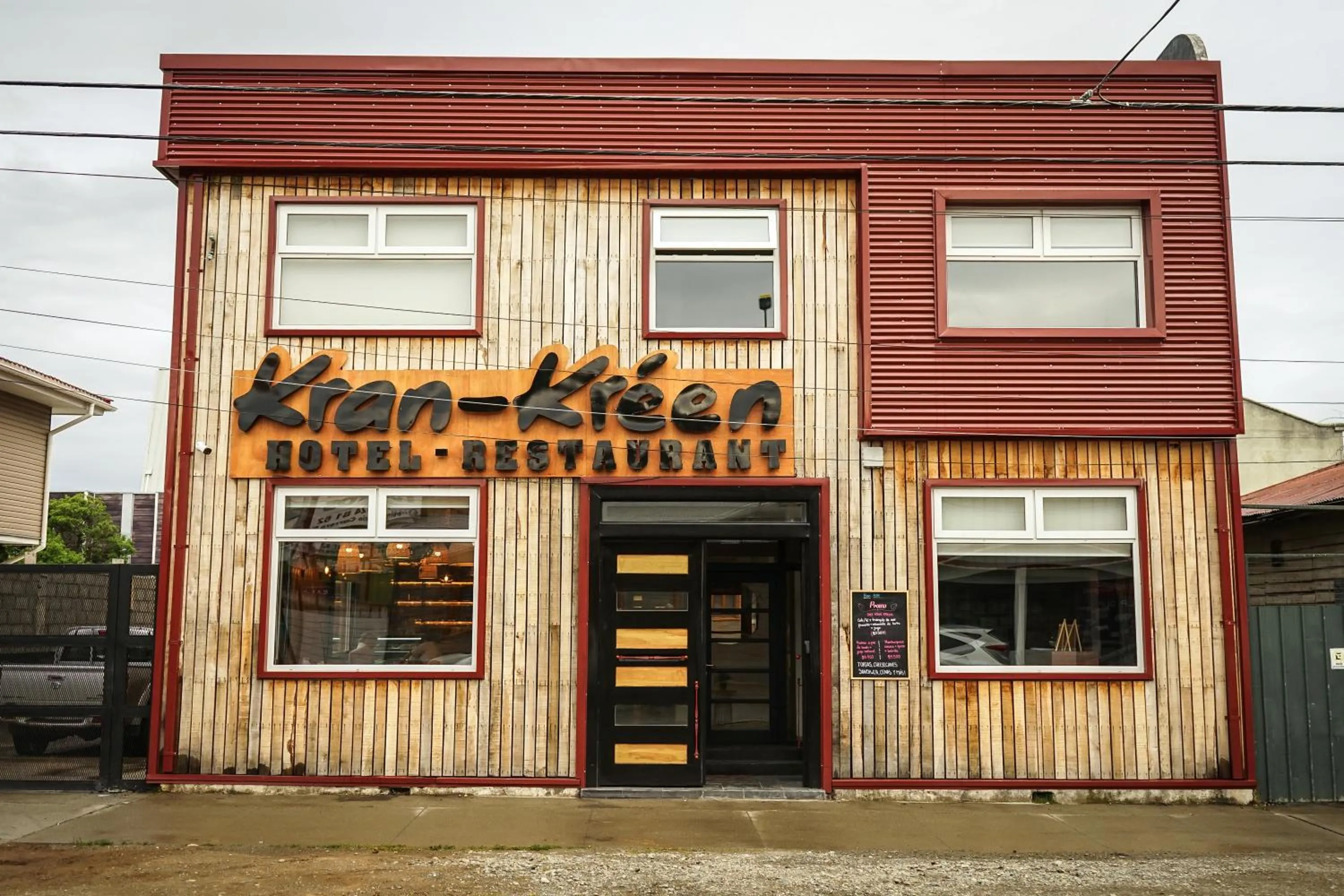 Property building in Hotel Boutique Restaurant Kran Kreen